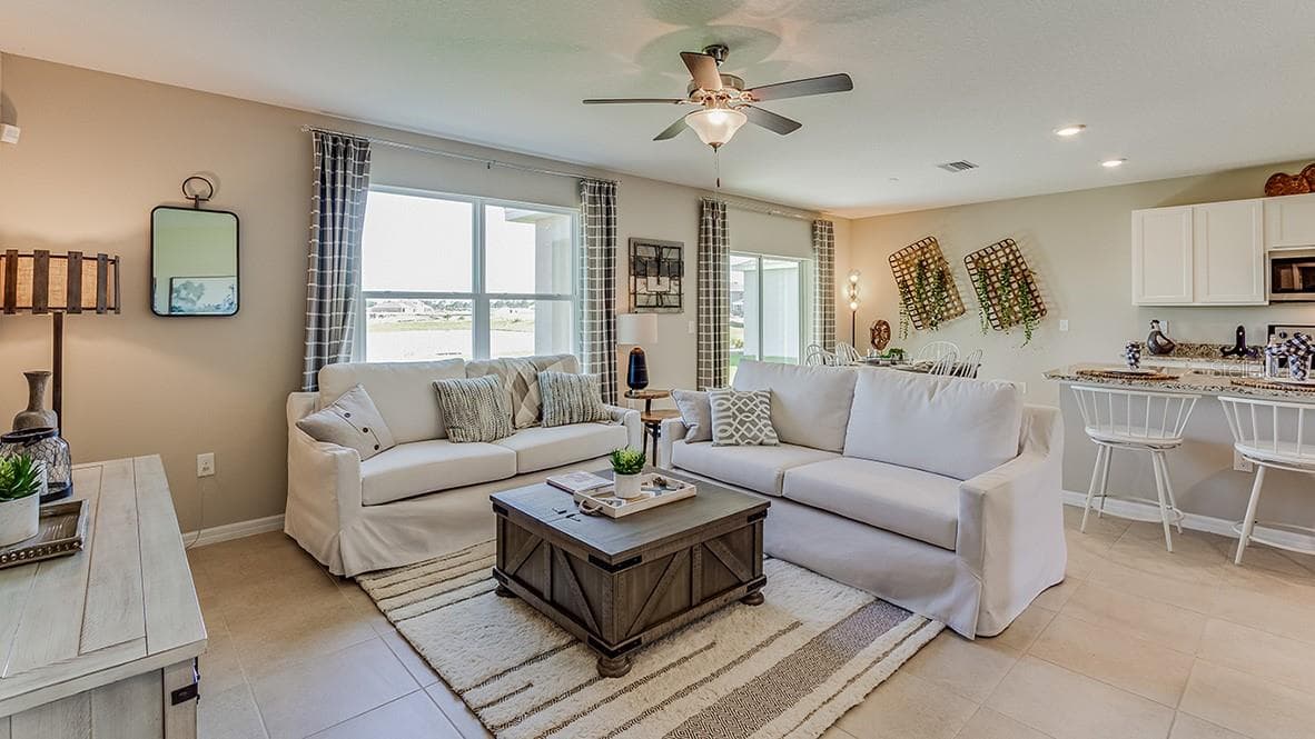 Single Family Residence at 5739 SILVER MOONLIGHT DR, PALMETTO, photo 7 of 29
