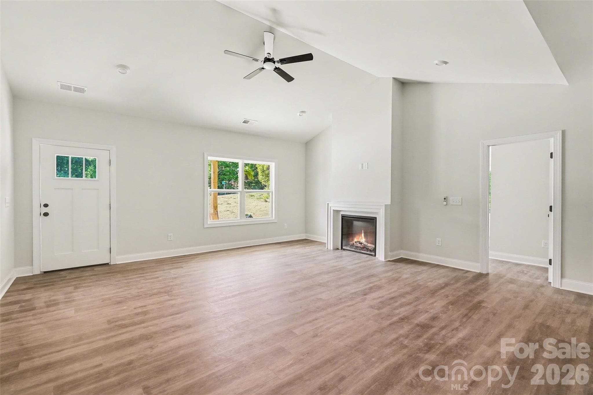 Vaulted ceiling - Gastonia