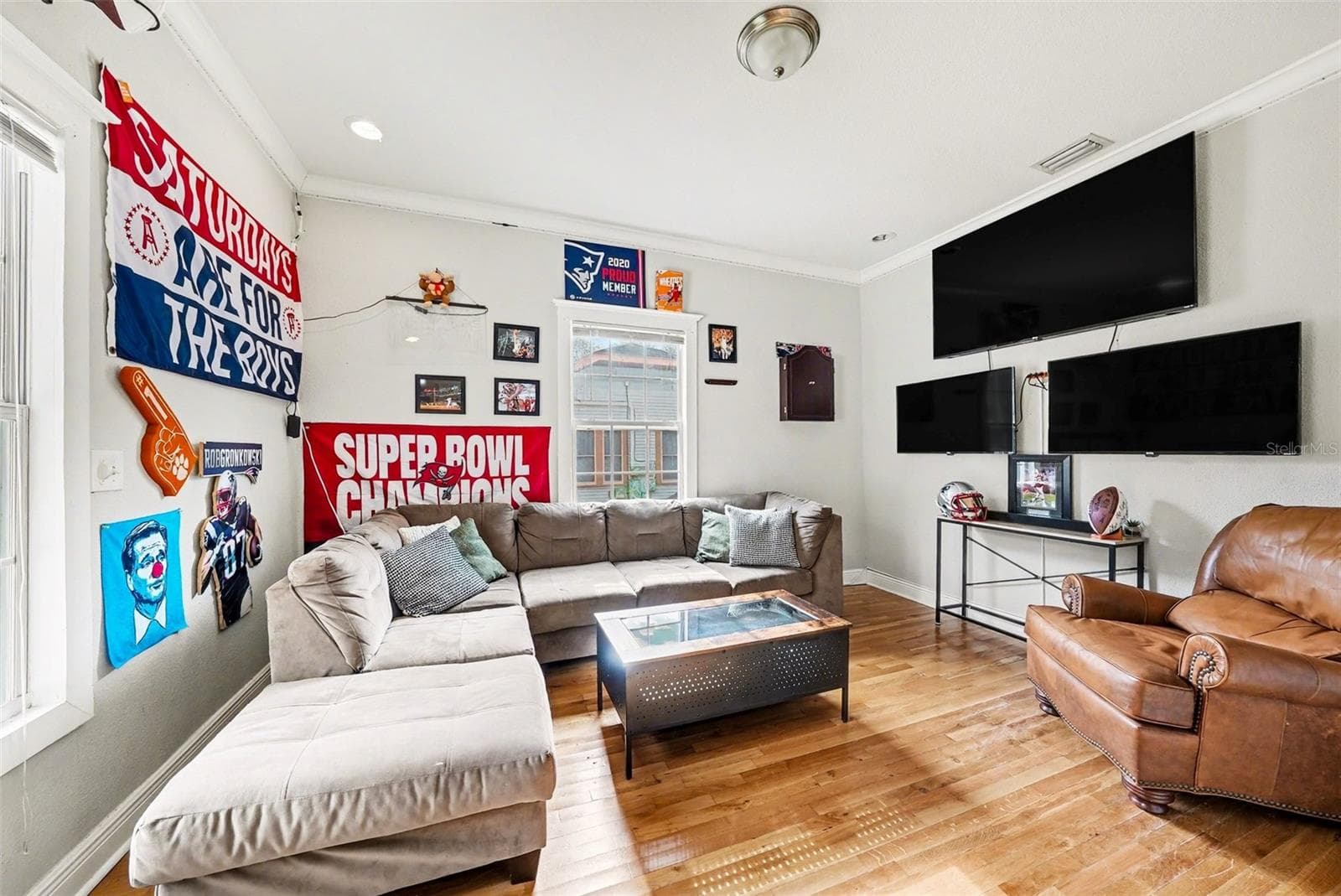 Third bedroom currently used as game room. - 805 E CHELSEA ST, TAMPA
