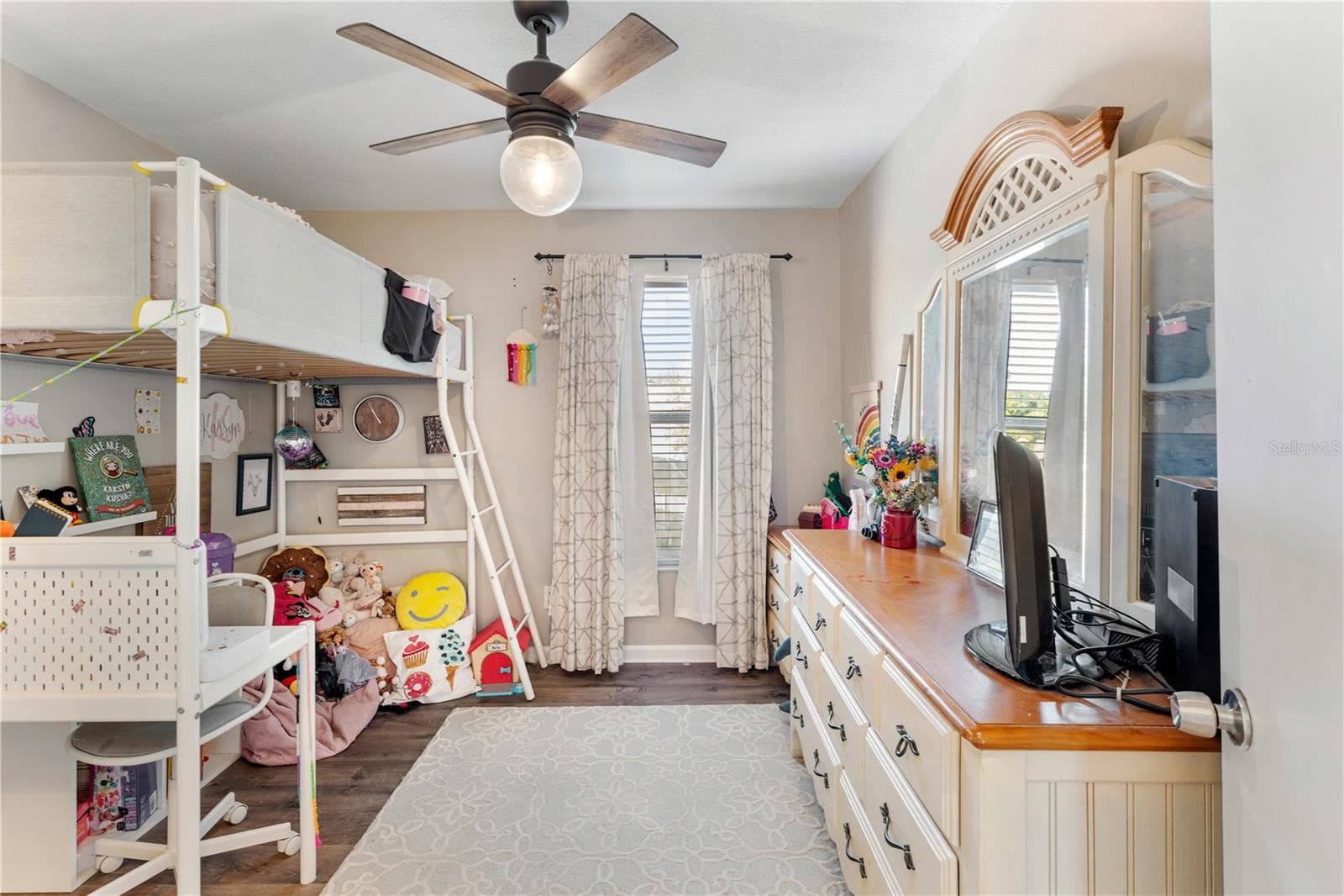 Single Family Residence at 9758 FOX HOLLOW RD, TAMPA, photo 26 of 61