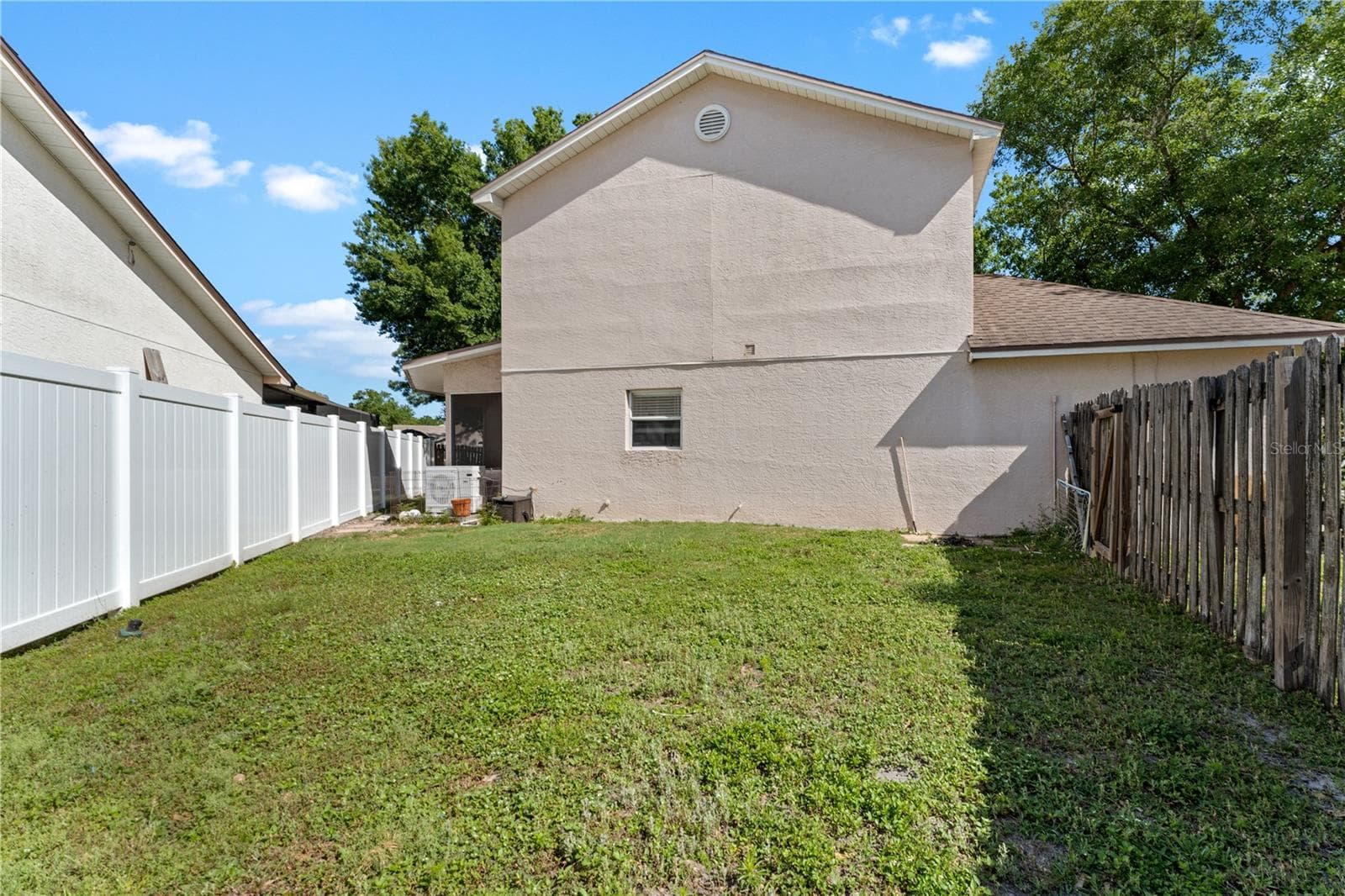 Single Family Residence at 9758 FOX HOLLOW RD, TAMPA, photo 35 of 61
