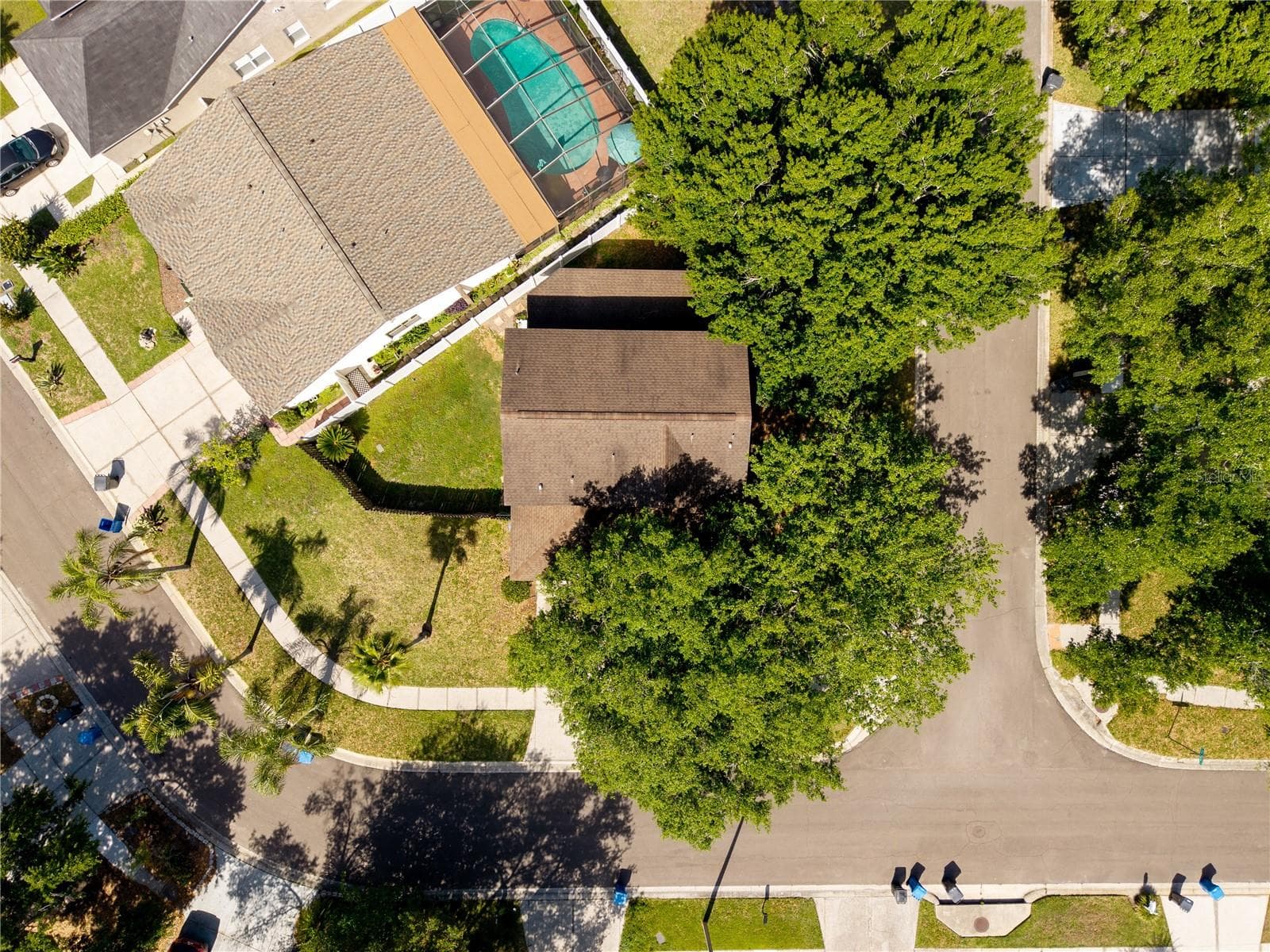 Single Family Residence at 9758 FOX HOLLOW RD, TAMPA, photo 42 of 61