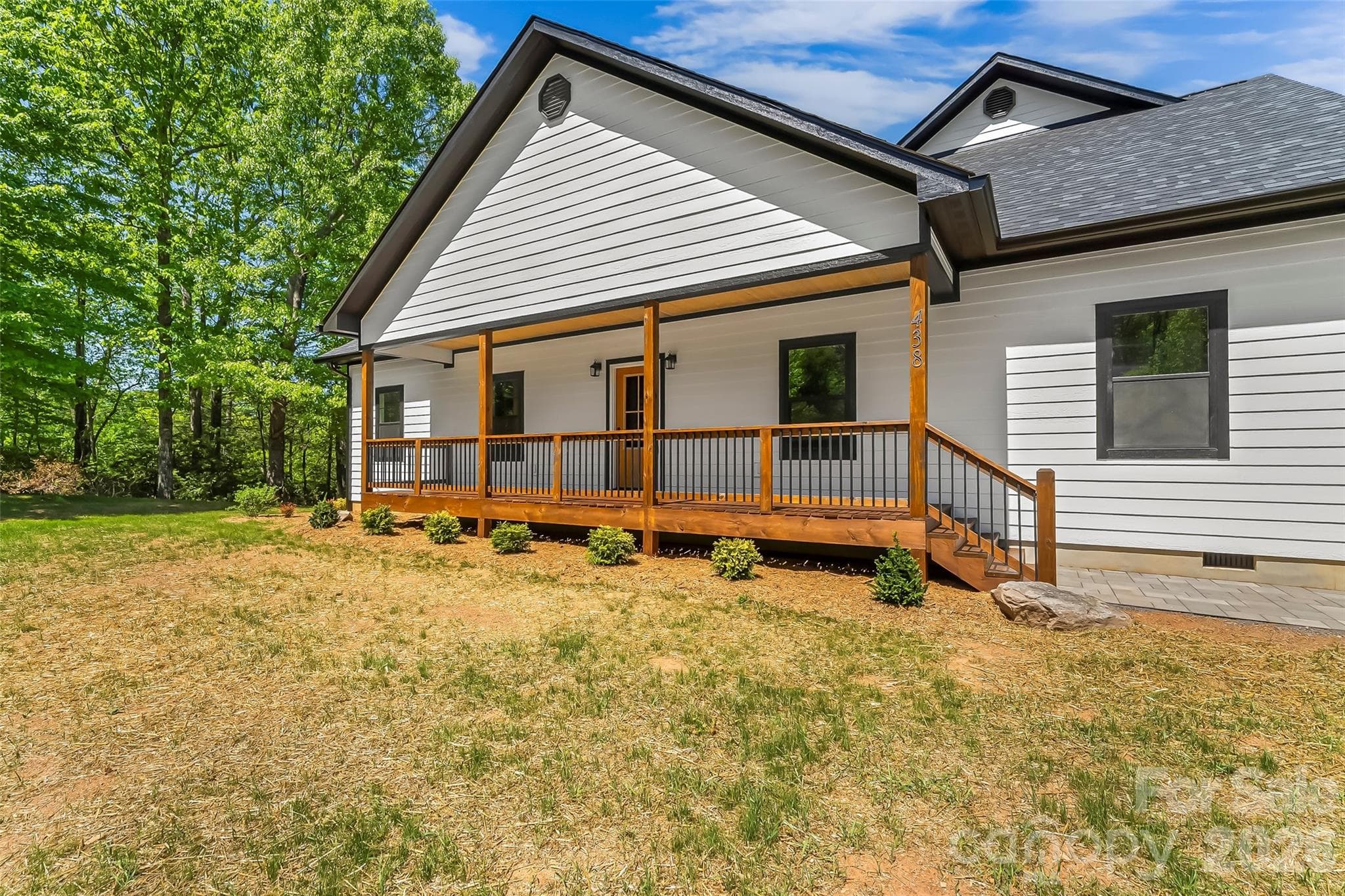Single Family Residence at 438 Plantation Drive, Marion, photo 6 of 48