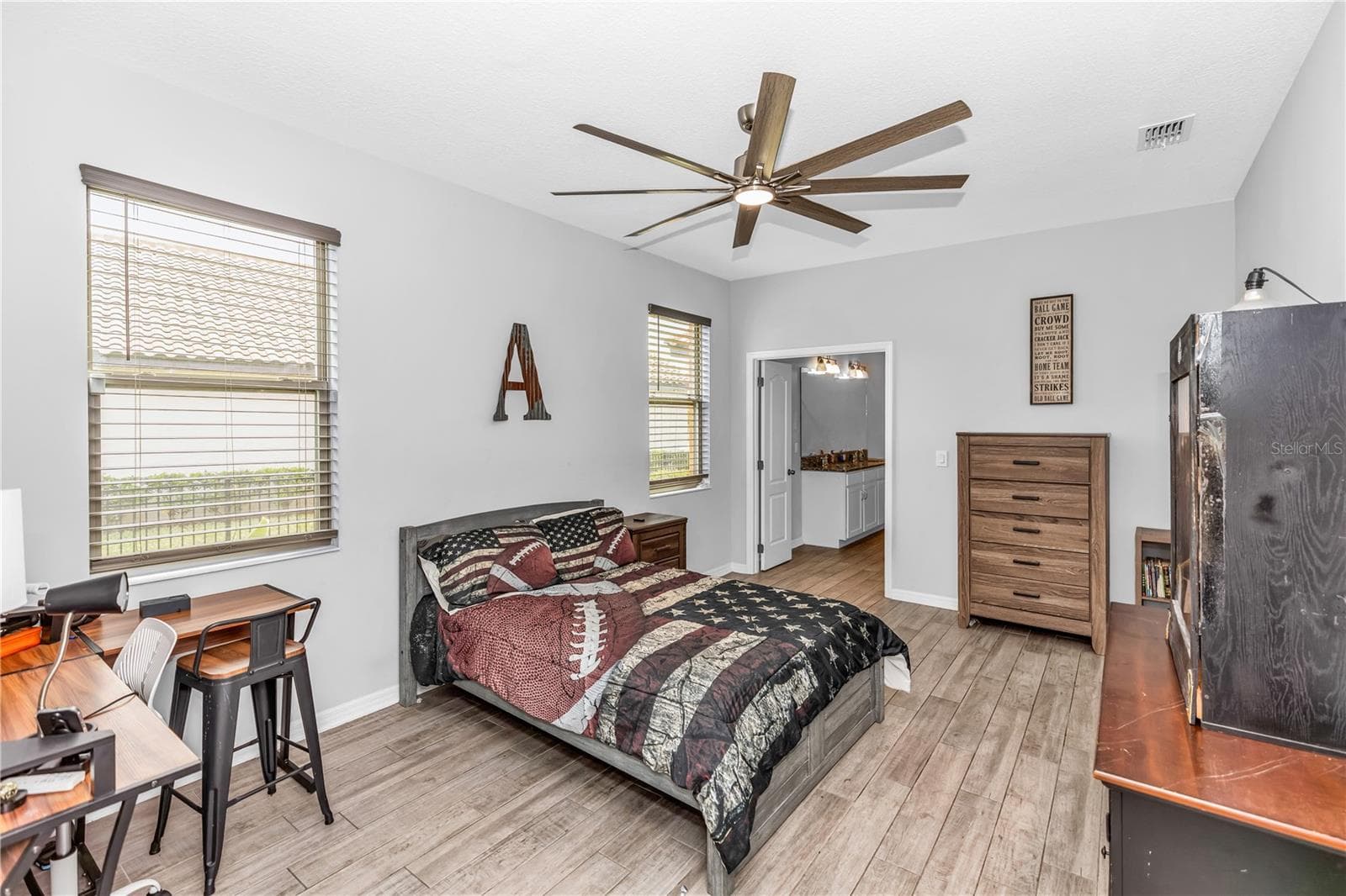 Single Family Residence at 239 LUGANO WAY, DEBARY, photo 27 of 52