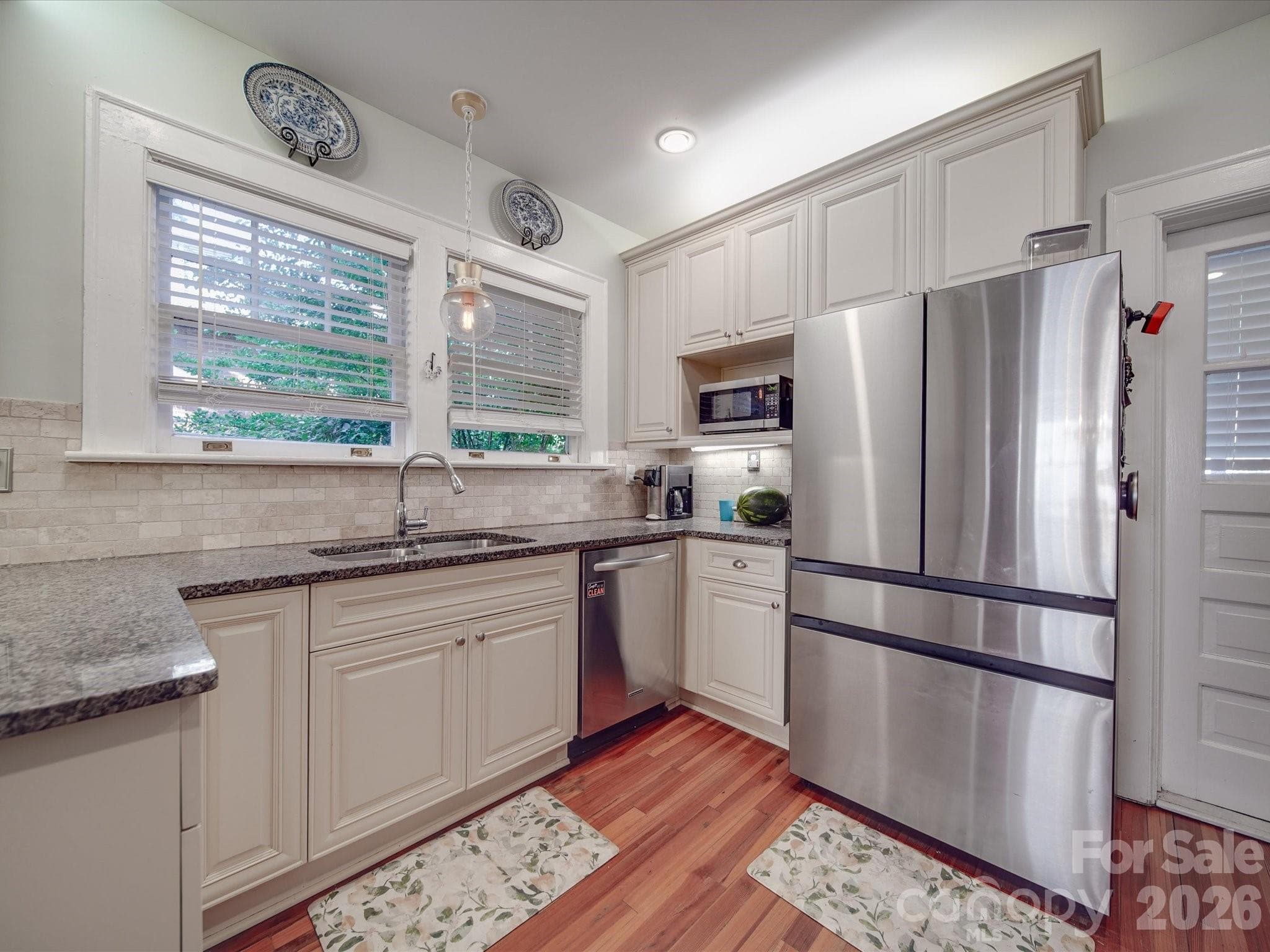 Kitchen - 907 Edgewood Circle, Gastonia