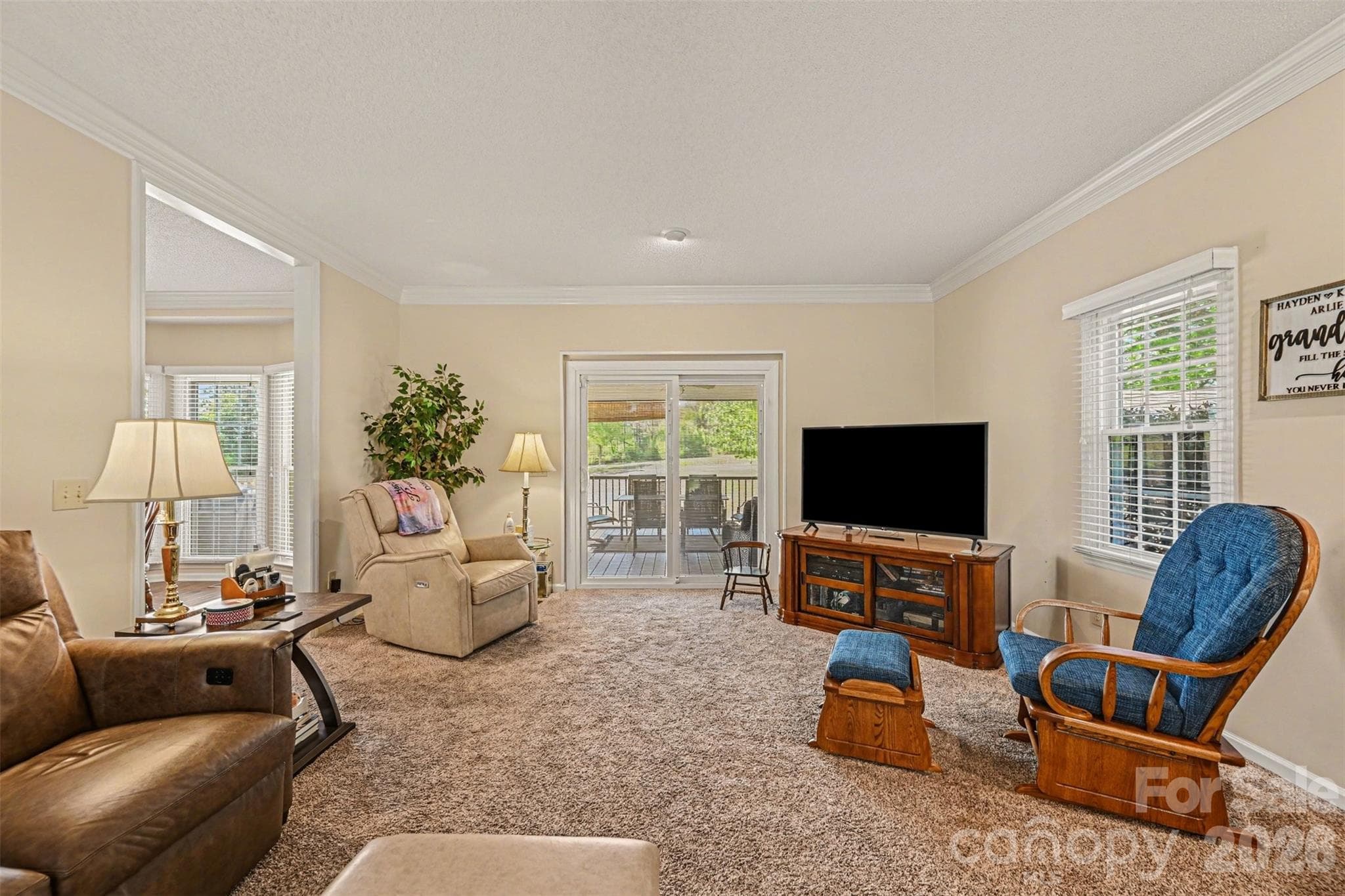 Single Family Residence at Hickory, photo 9 of 41