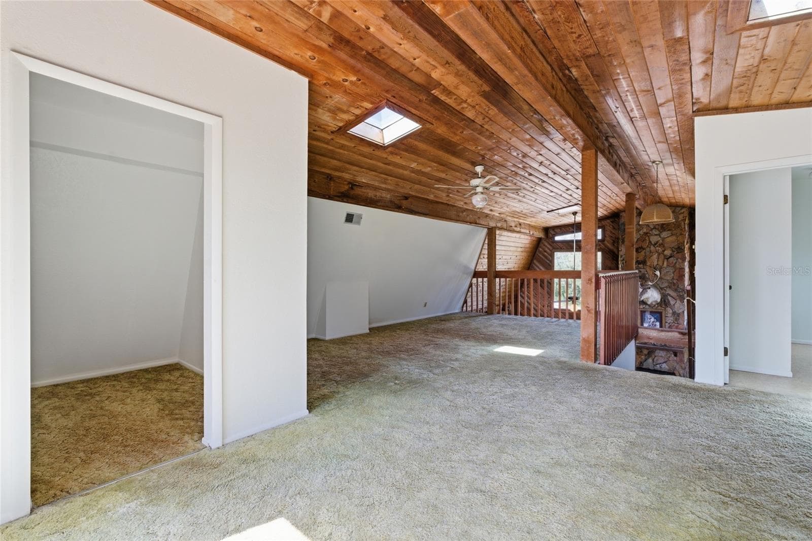 Single Family Residence at 8221 RIVERSIDE DR NE, ST PETERSBURG, photo 21 of 56