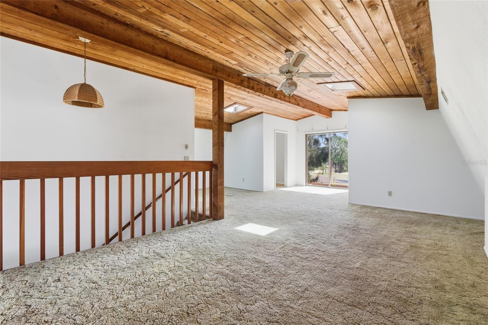 Single Family Residence at 8221 RIVERSIDE DR NE, ST PETERSBURG, photo 24 of 56