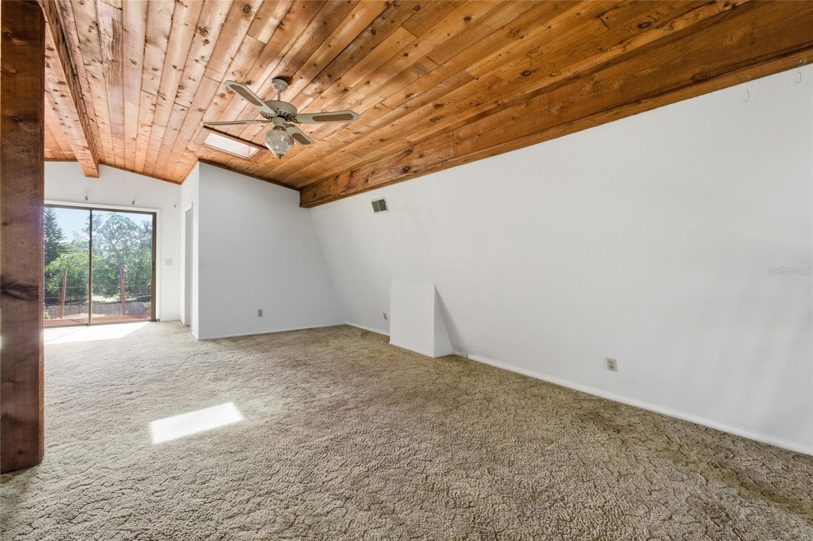 Single Family Residence at 8221 RIVERSIDE DR NE, ST PETERSBURG, photo 32 of 56