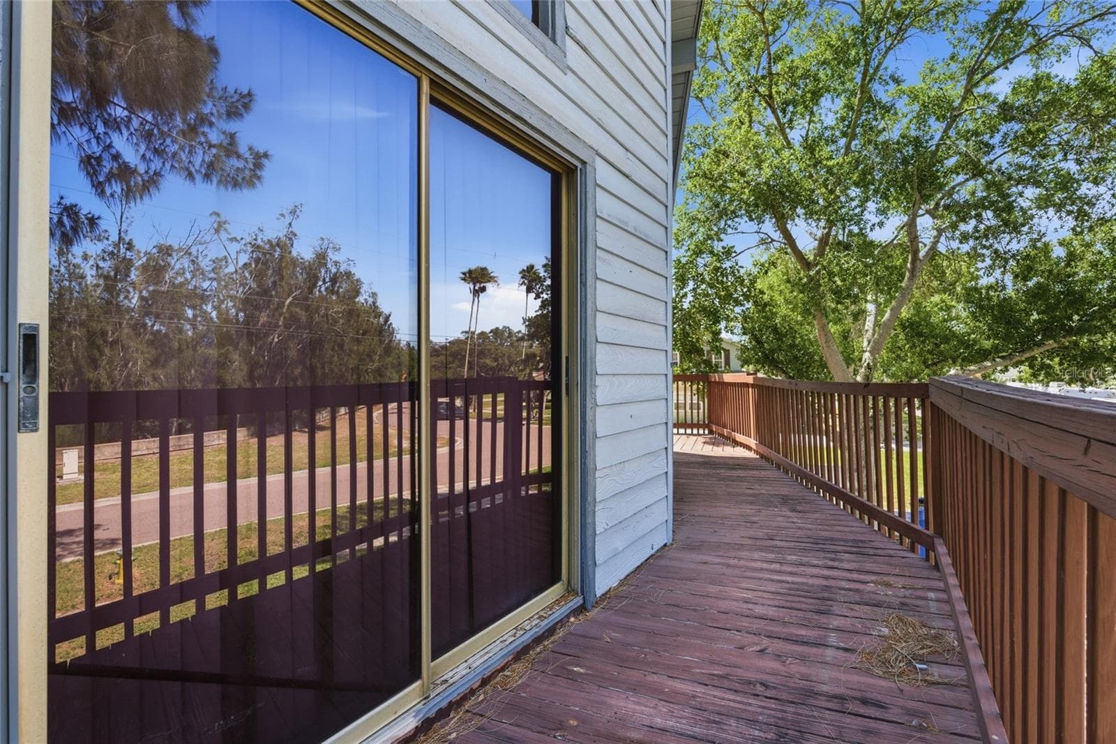Single Family Residence at 8221 RIVERSIDE DR NE, ST PETERSBURG, photo 39 of 56