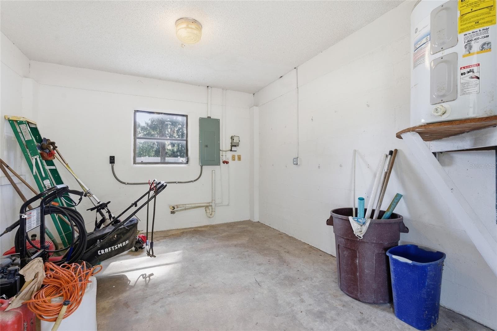 Single Family Residence at 8221 RIVERSIDE DR NE, ST PETERSBURG, photo 41 of 56