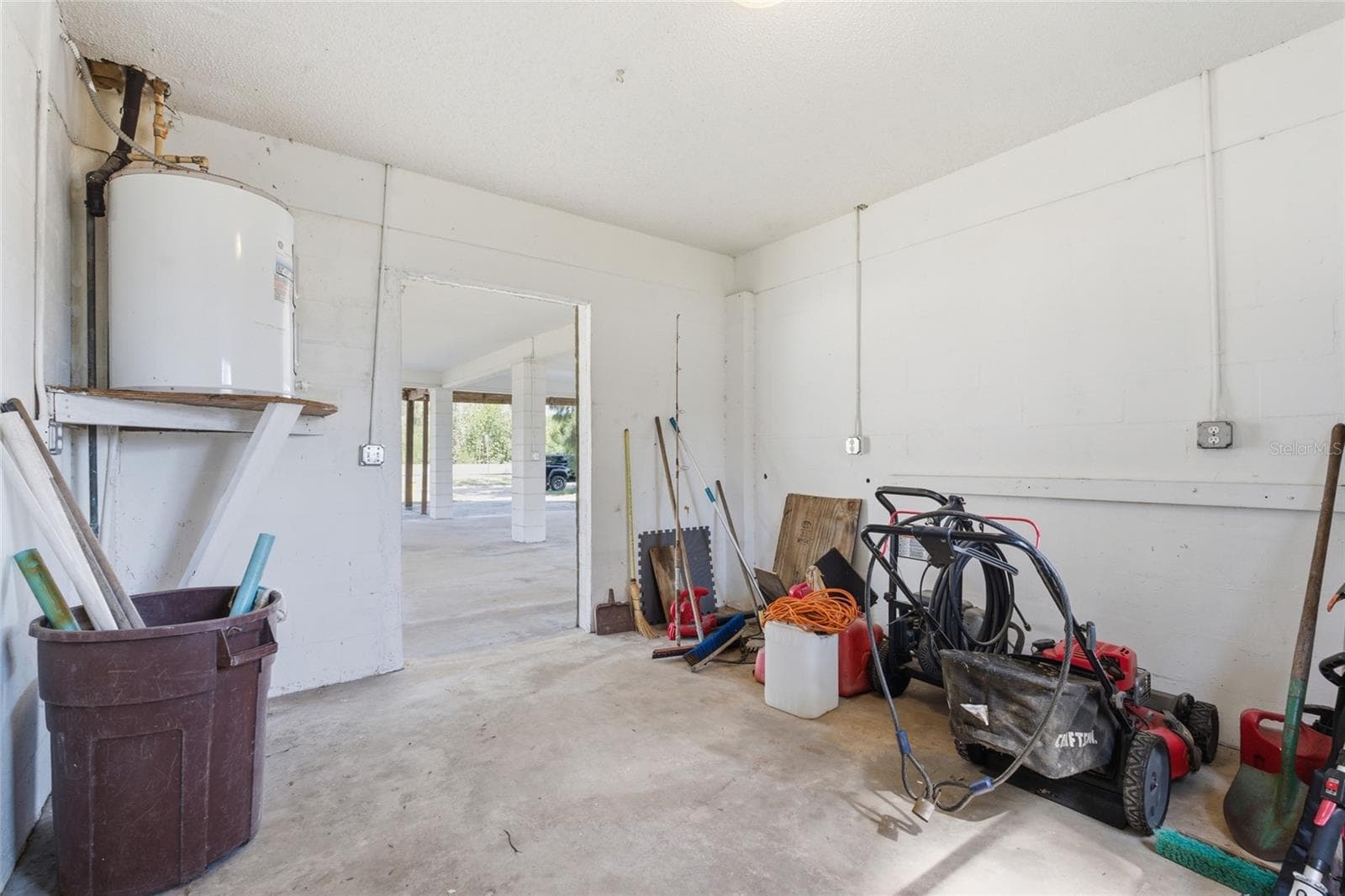 Single Family Residence at 8221 RIVERSIDE DR NE, ST PETERSBURG, photo 42 of 56