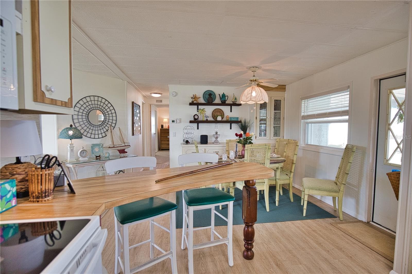 Manufactured Home at 702 BLANCA, NORTH PORT, photo 6 of 42