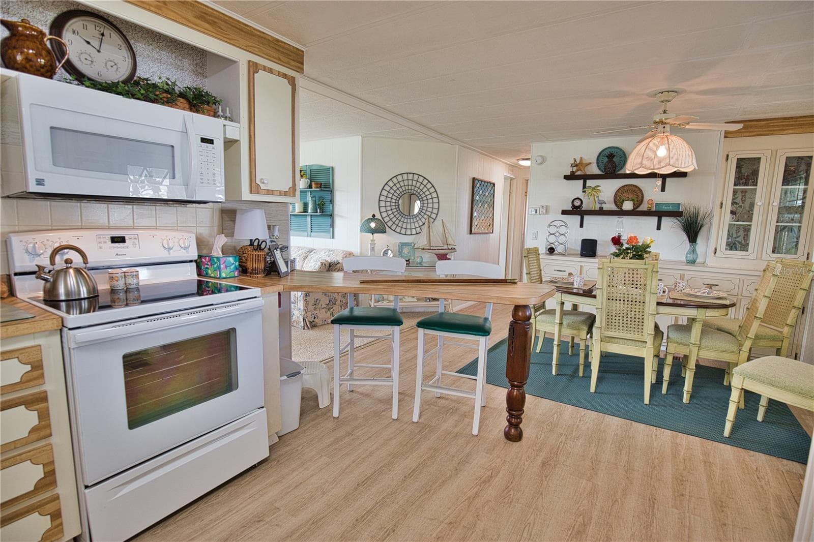 Manufactured Home at 702 BLANCA, NORTH PORT, photo 7 of 42