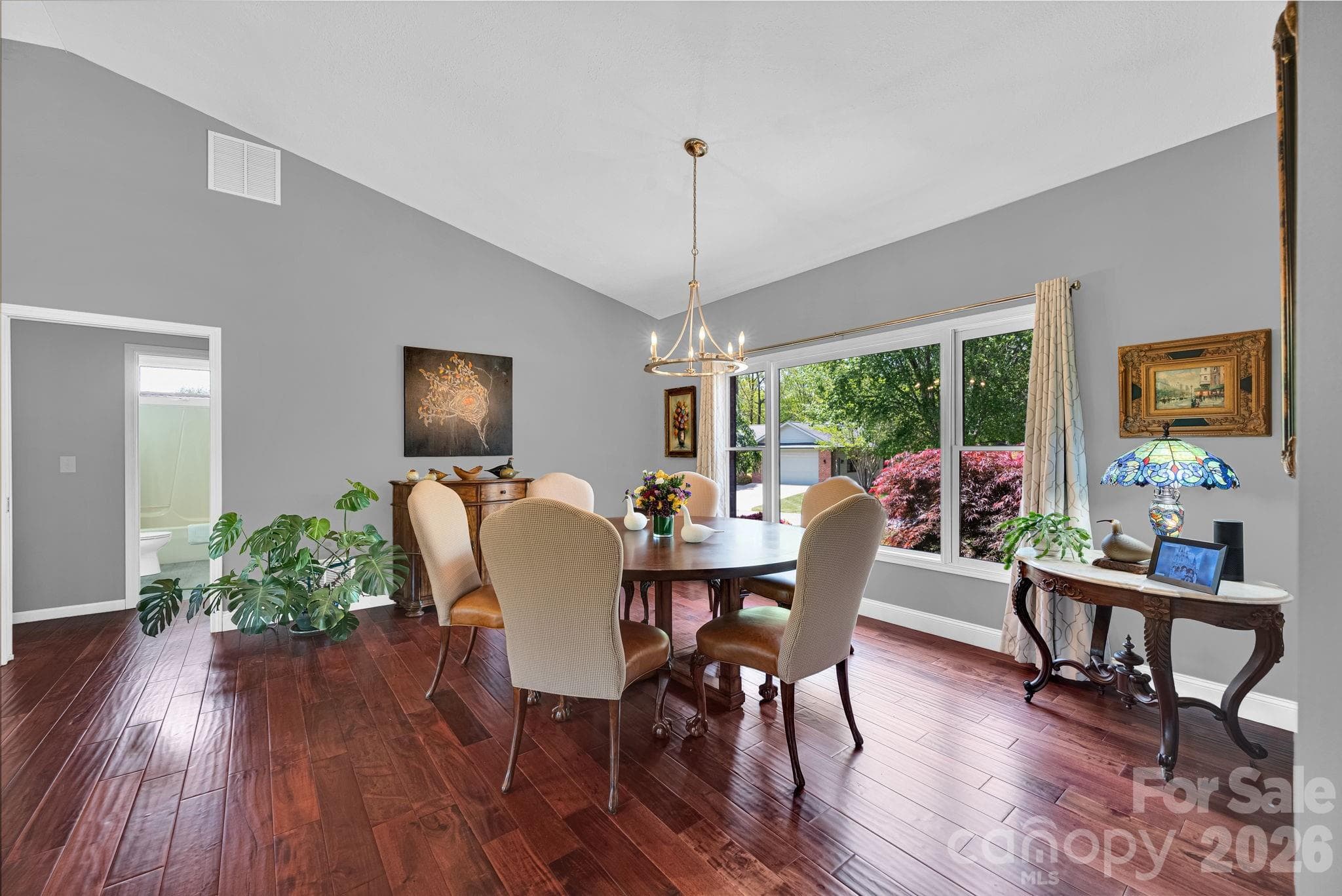 Single Family Residence at Hendersonville, photo 2 of 47