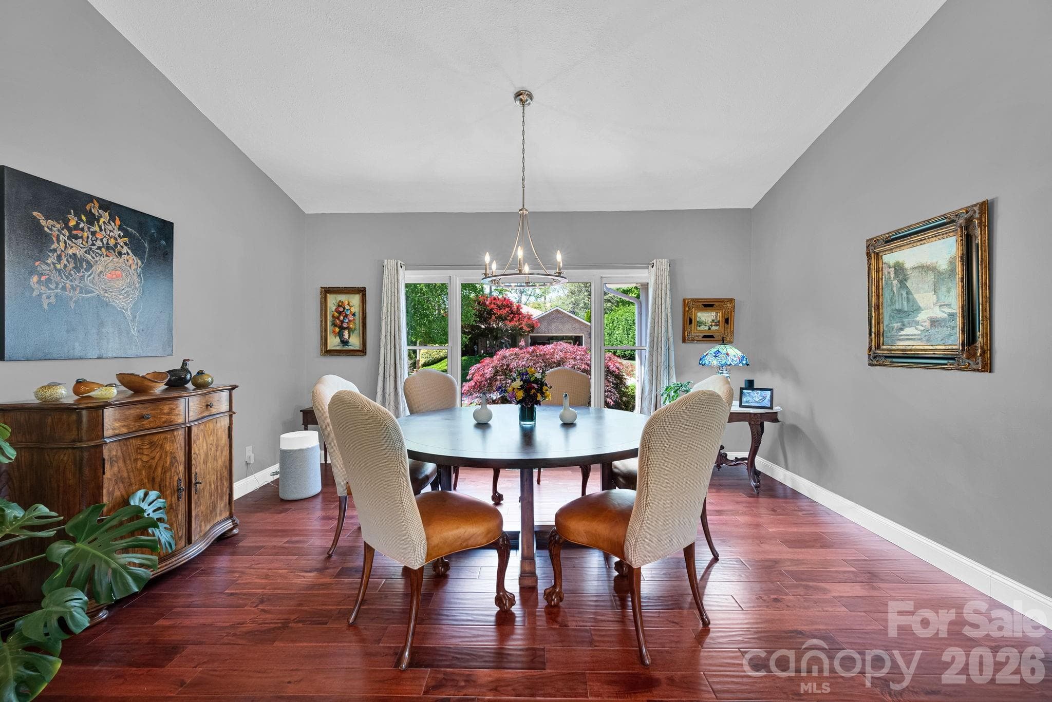Single Family Residence at Hendersonville, photo 3 of 47