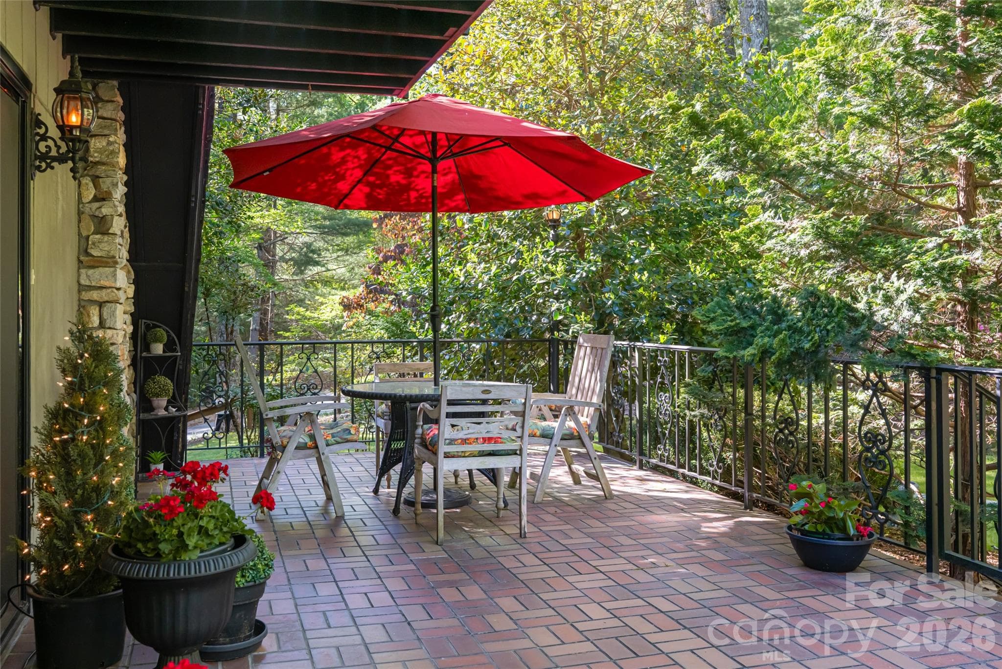 Front porch - Hendersonville