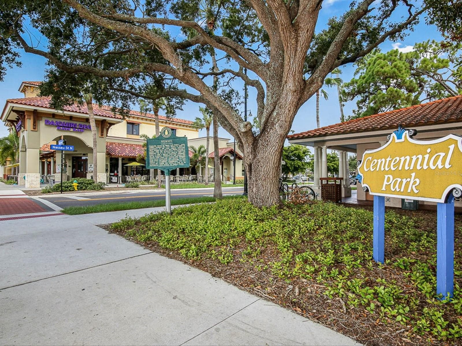 Downtown Venice - 708 TAMIAMI TRL S #105, VENICE