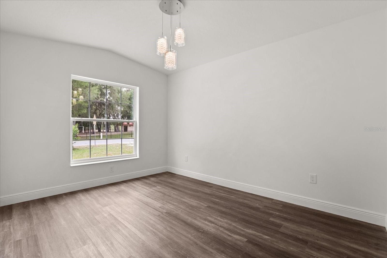 Flex Space - 706 BEECHER ST, LEESBURG
