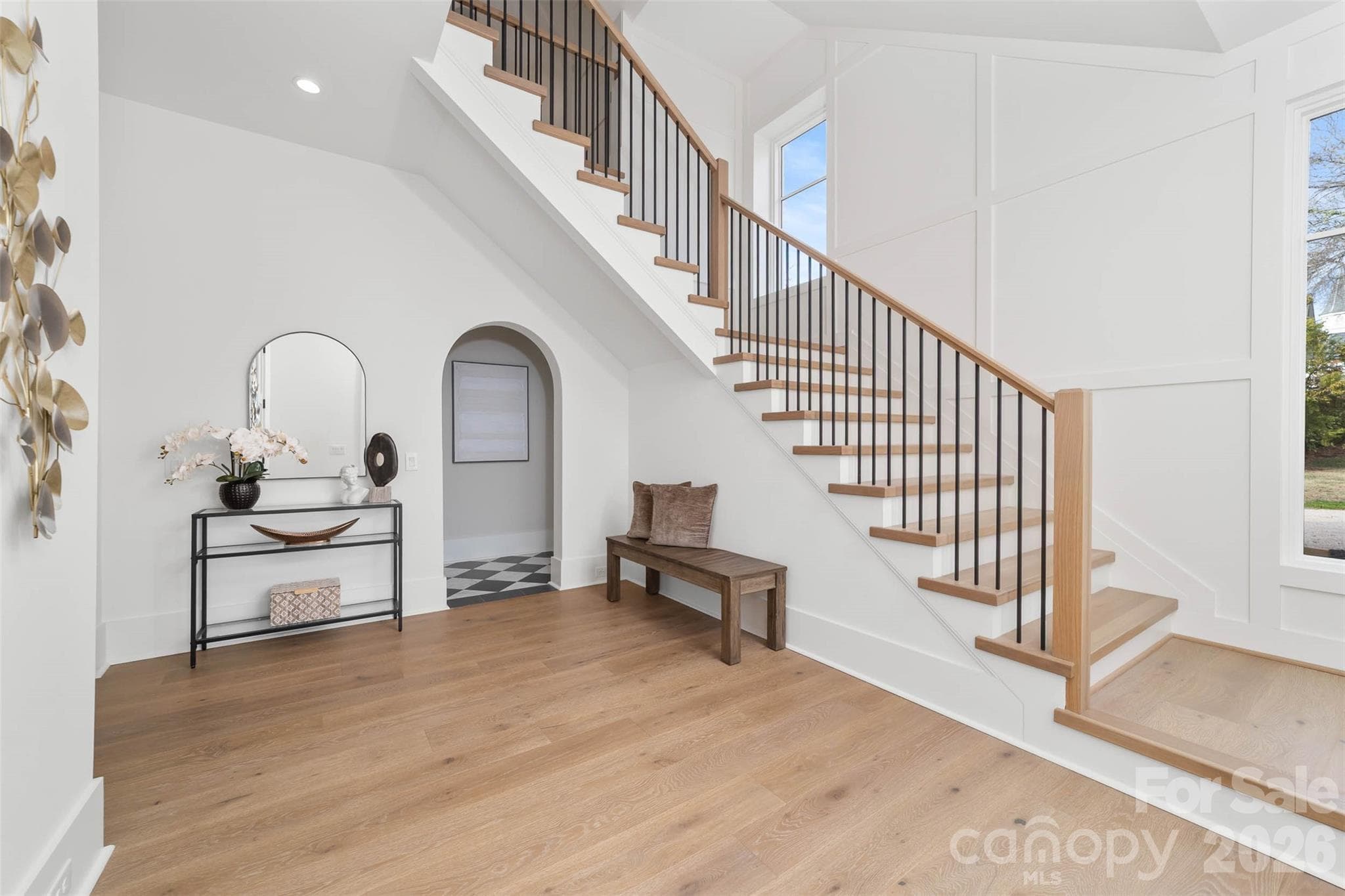 Foyer with elevator access - Davidson