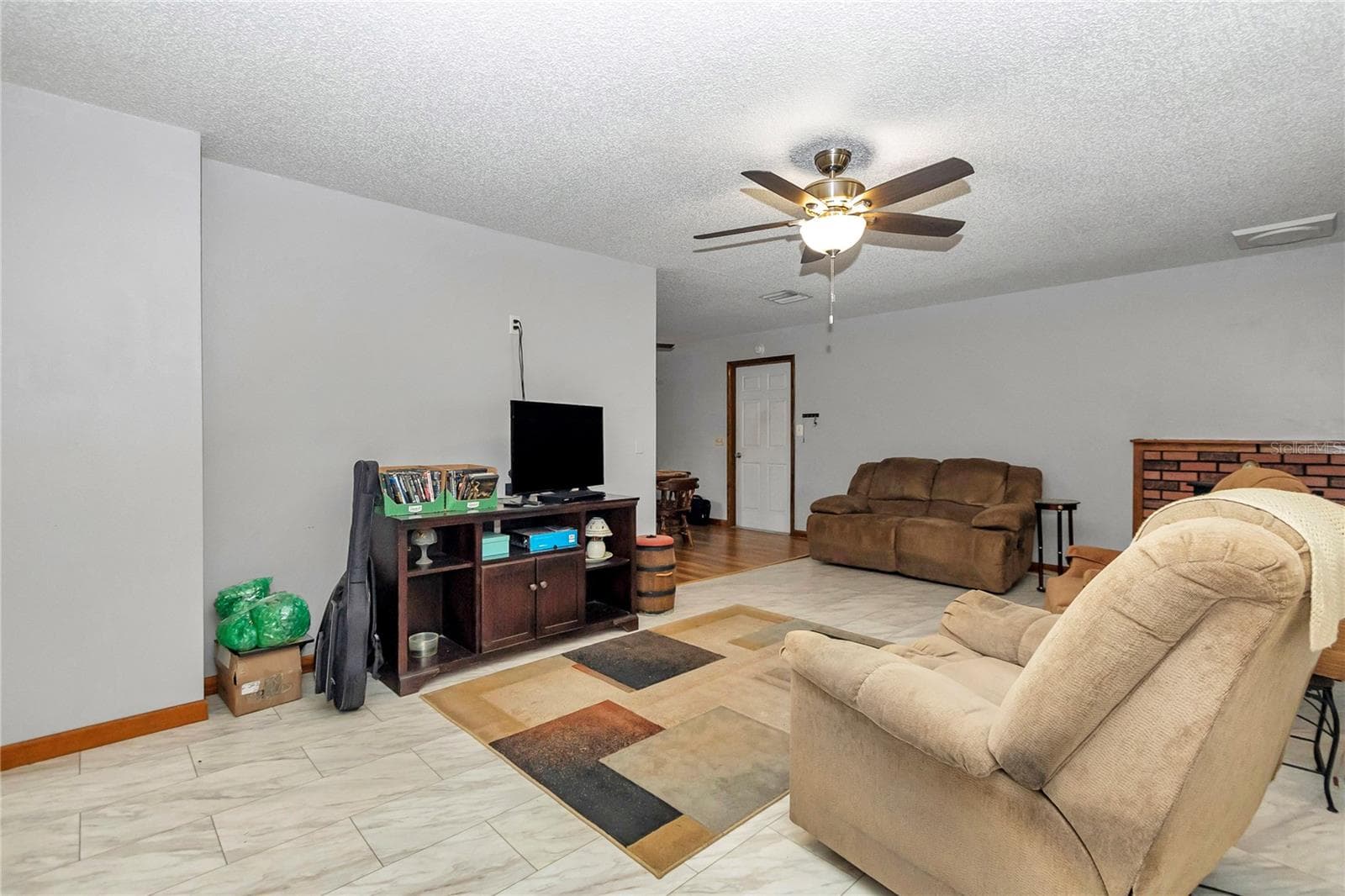 Single Family Residence at 16738 SE 63 LN, OCKLAWAHA, photo 8 of 29