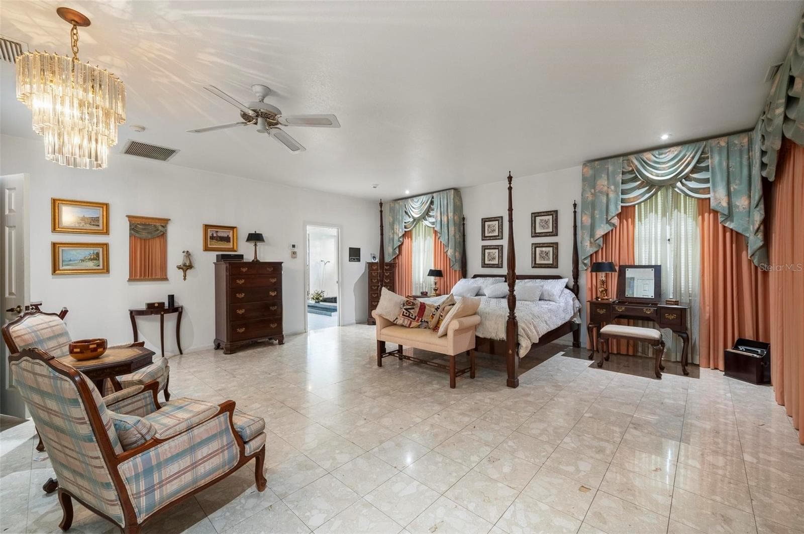 MASTER SUITE - 1105 YORKSHIRE ST, PORT CHARLOTTE