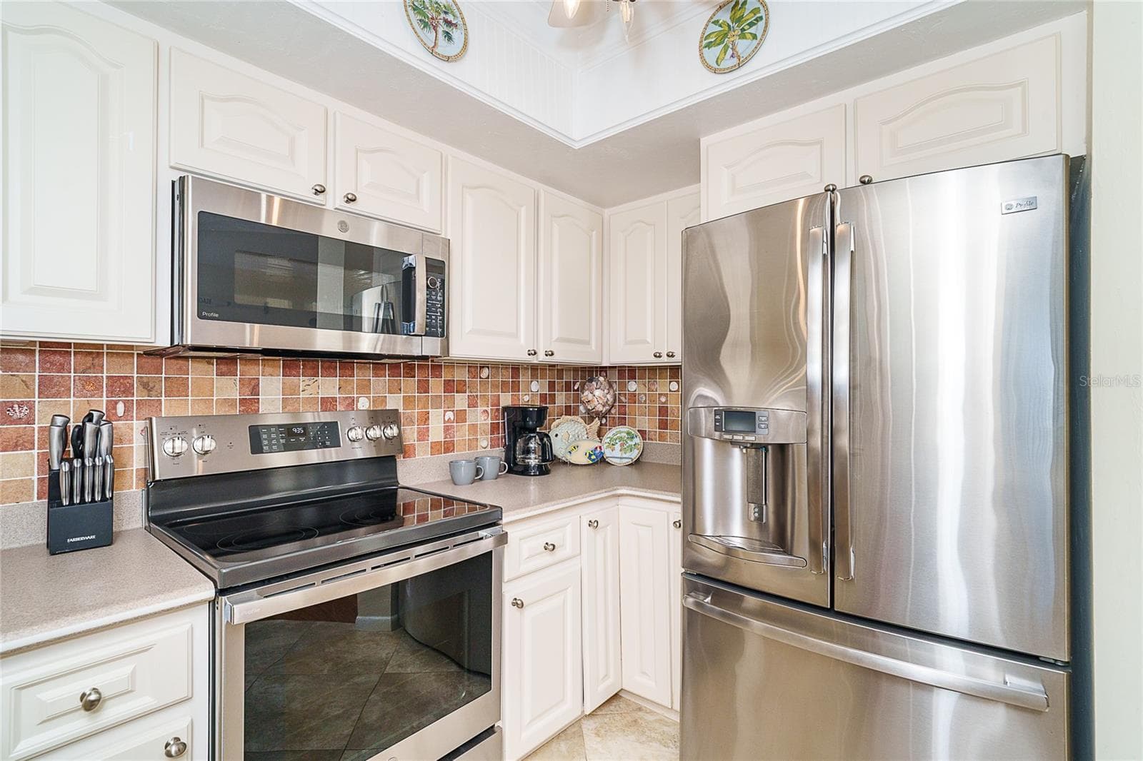 Condominium at 7438 PALM ISLAND DR #3712, PLACIDA, photo 9 of 43