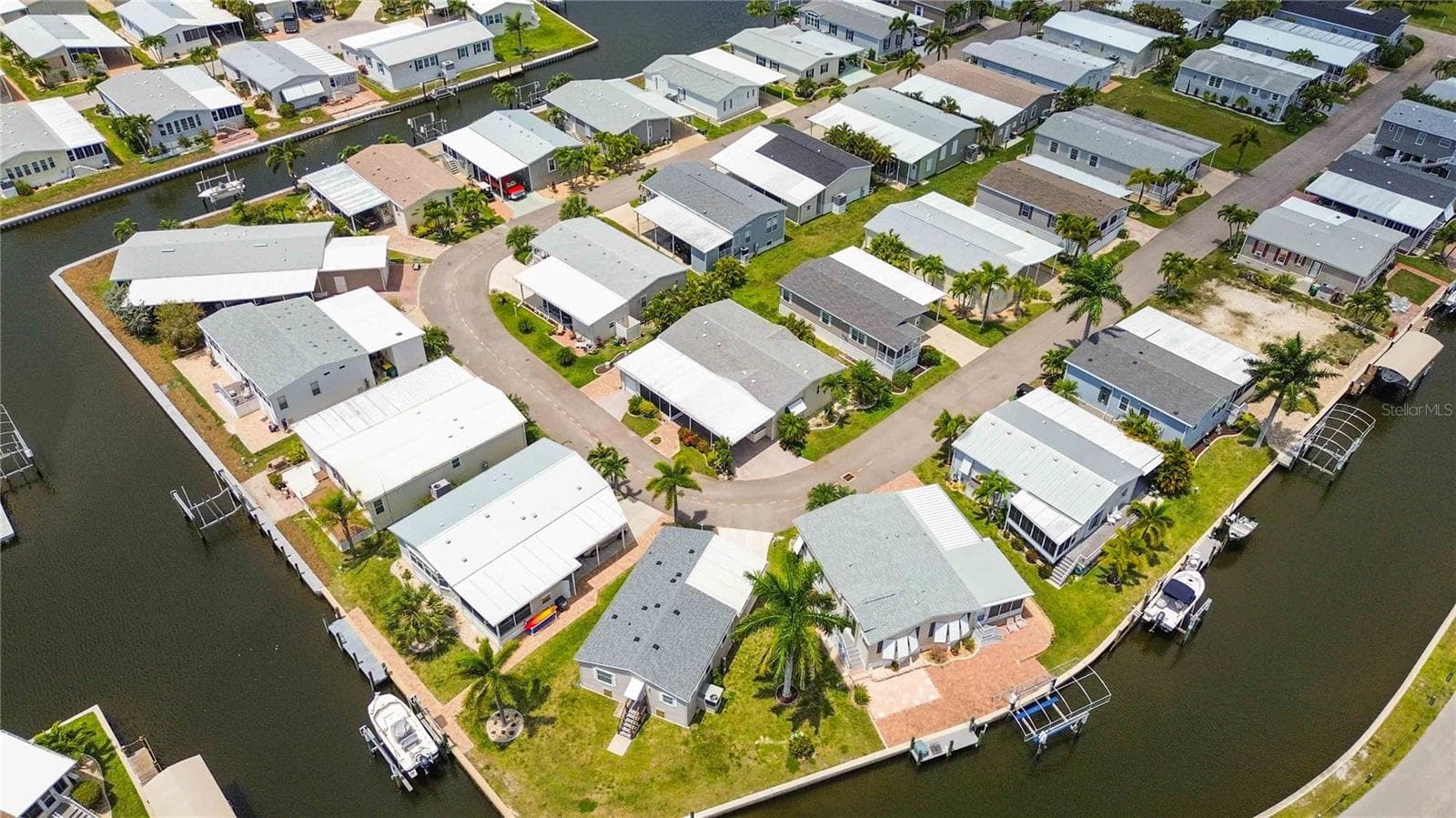 Manufactured Home at 18 EMDEN CIR, PUNTA GORDA, photo 48 of 58