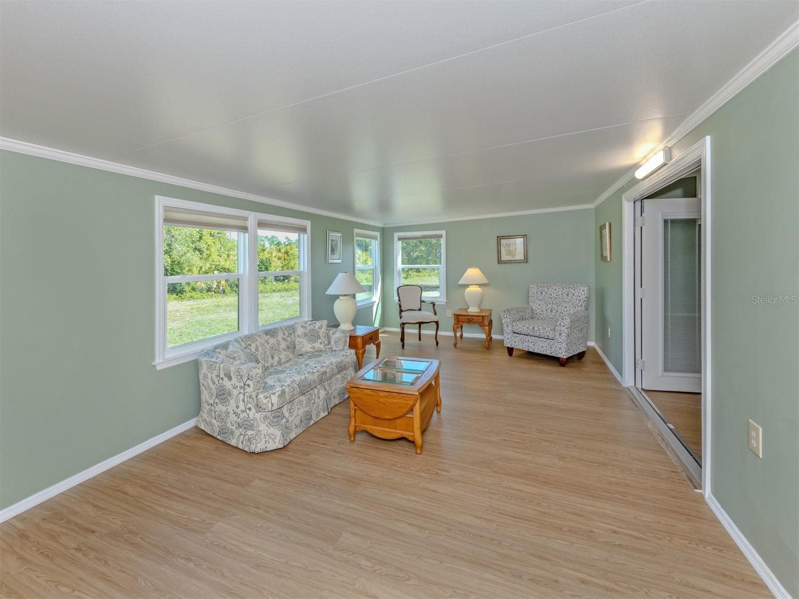Florida room - 592 PORTSIDE DR, NORTH PORT