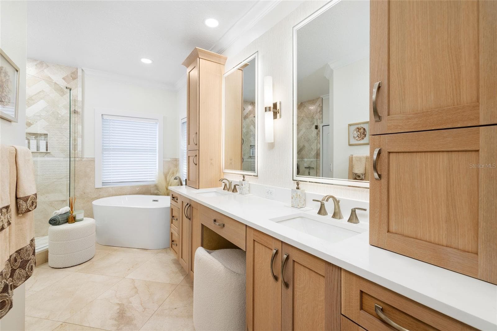 Master Bath - 9642 GRETNA GREEN DR, TAMPA