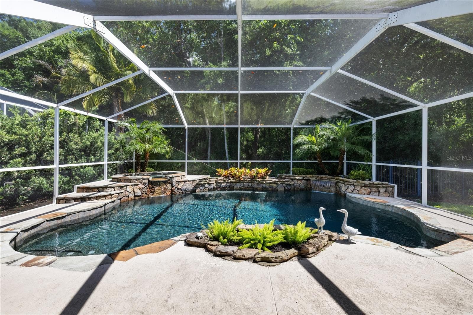 Single Family Residence at 9642 GRETNA GREEN DR, TAMPA, photo 41 of 53