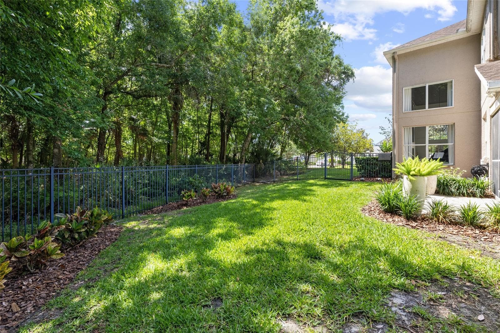 Single Family Residence at 9642 GRETNA GREEN DR, TAMPA, photo 46 of 53