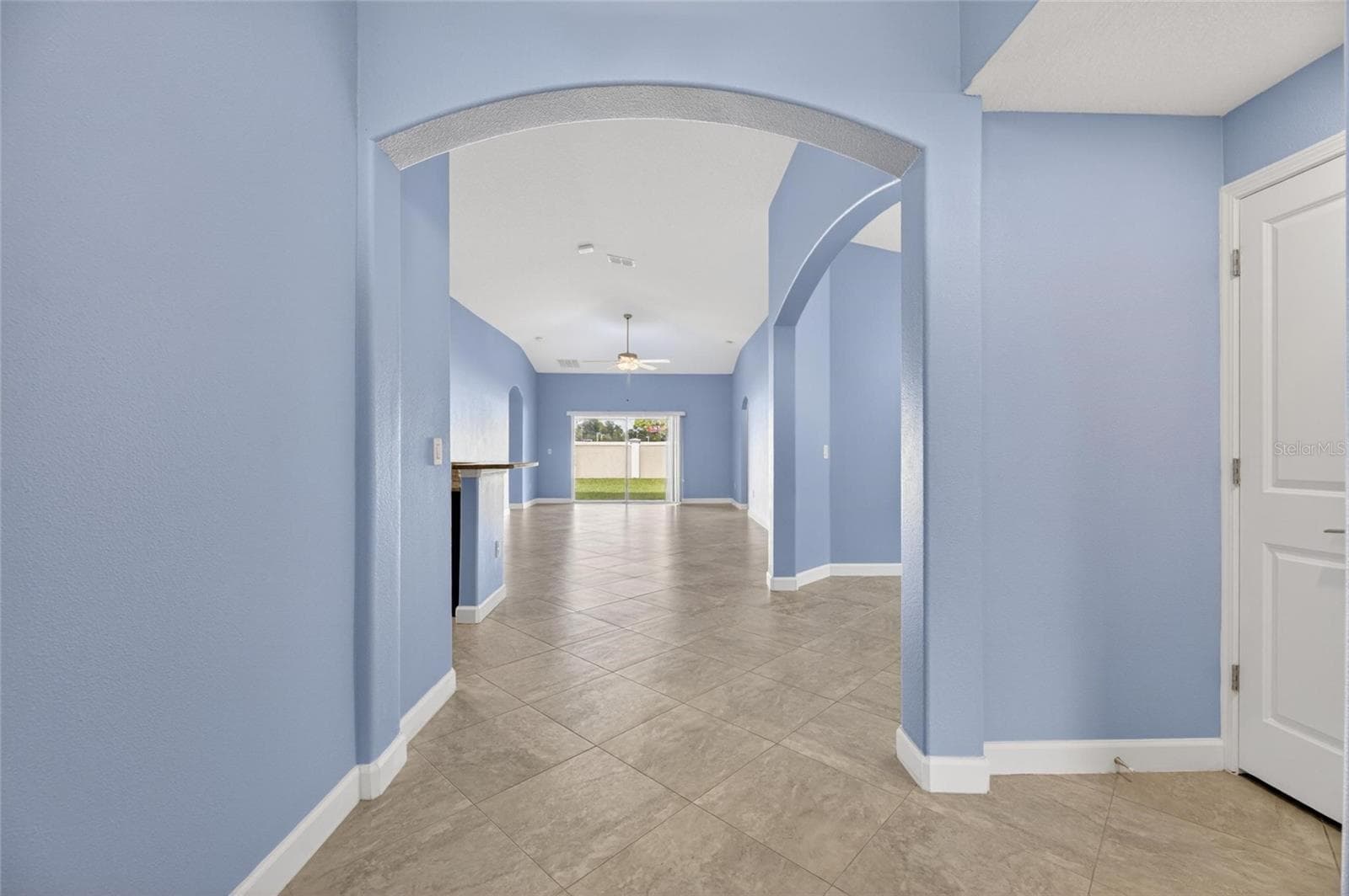 Single Family Residence at 13168 GREEN VIOLET DR, RIVERVIEW, photo 18 of 74