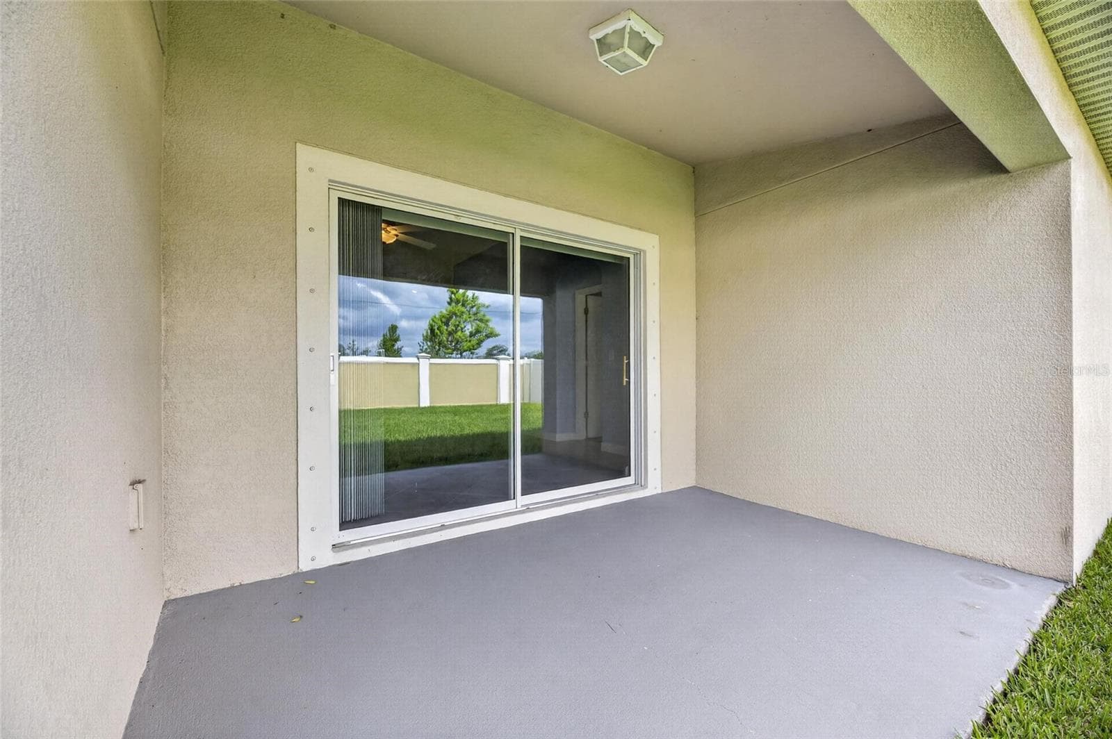 Single Family Residence at 13168 GREEN VIOLET DR, RIVERVIEW, photo 70 of 74