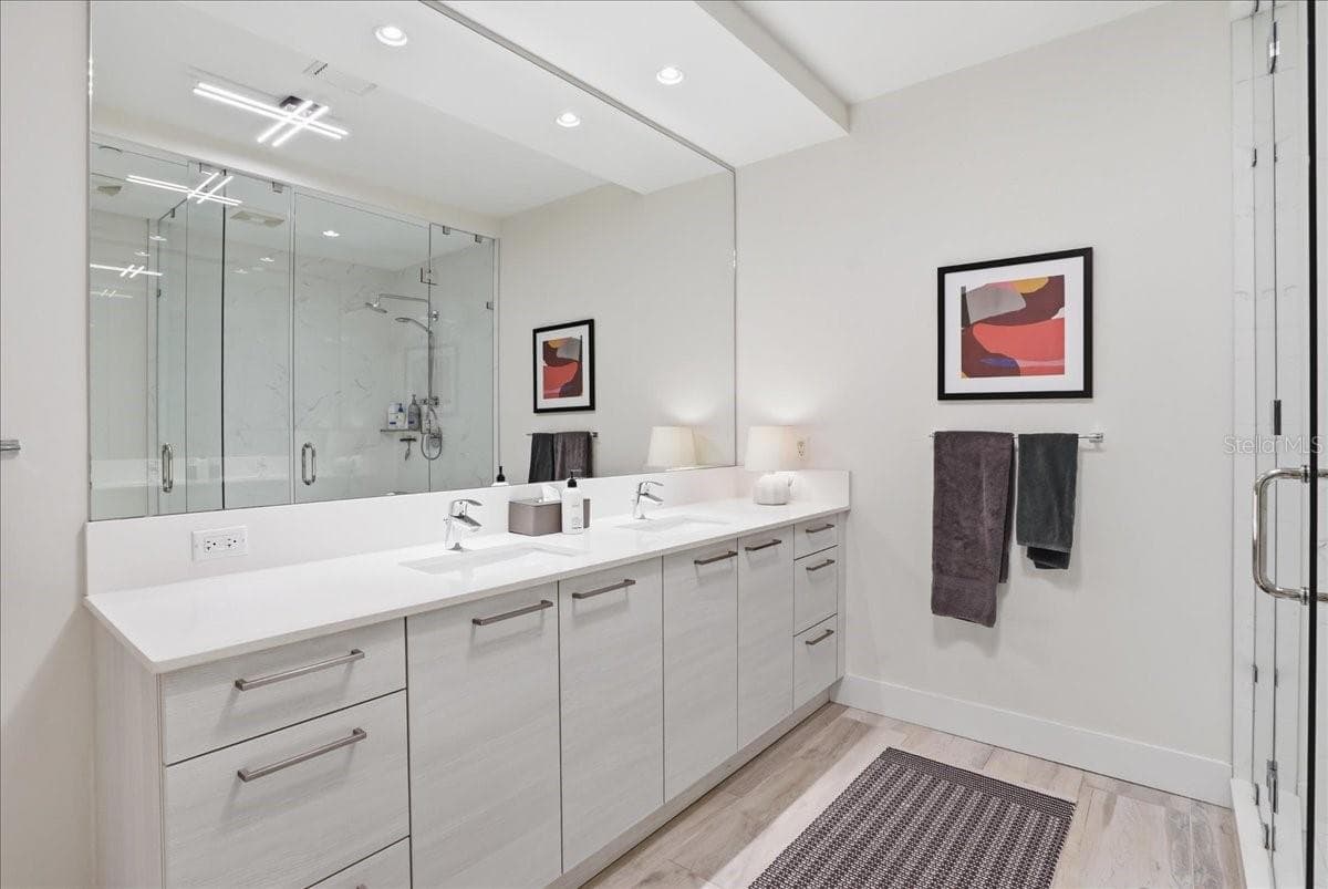 Condominium at 111 S PINEAPPLE AVE #714, SARASOTA, photo 35 of 95