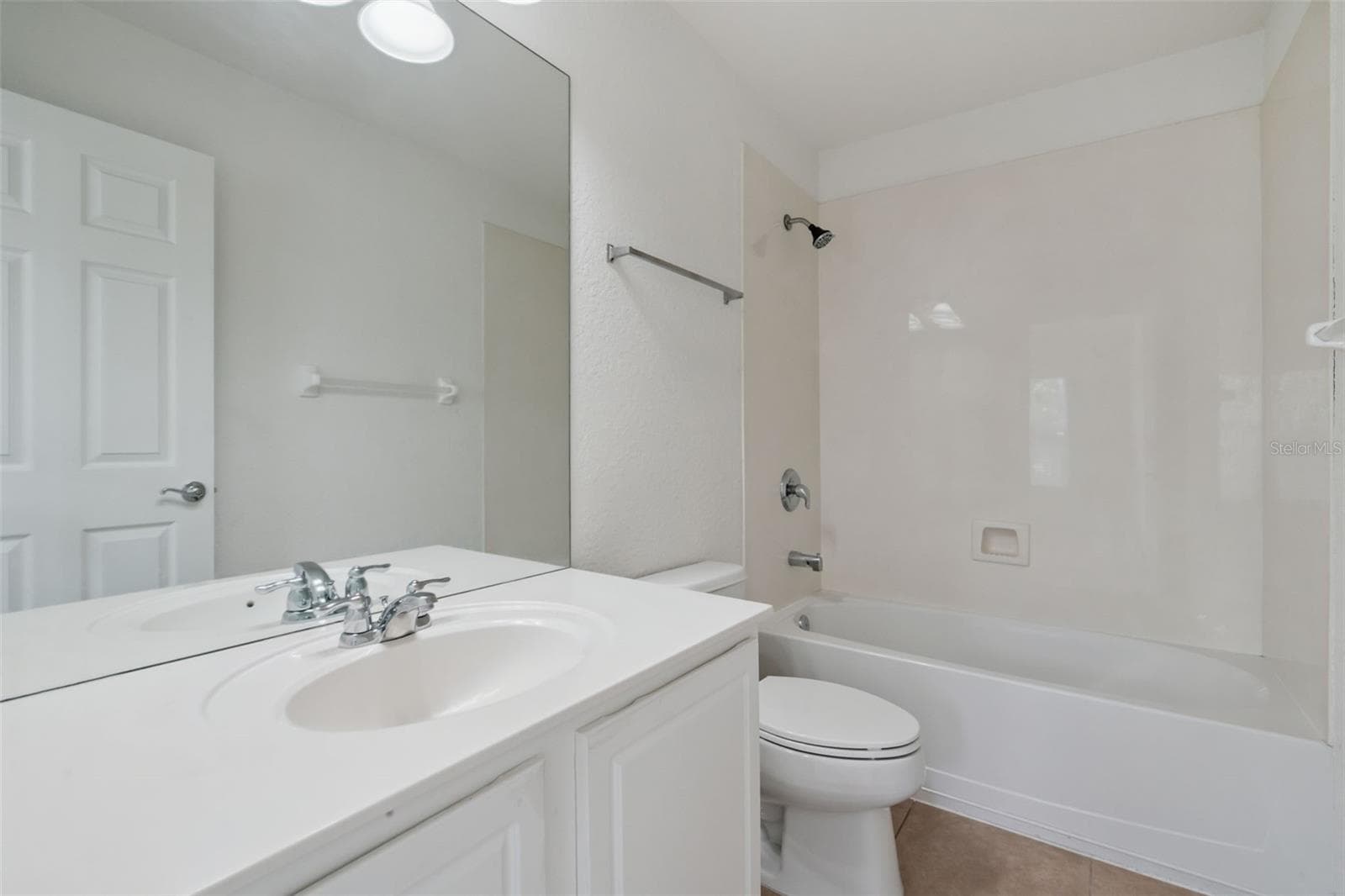 Townhouse at 1215 SHALLCROSS AVE, ORLANDO, photo 17 of 62