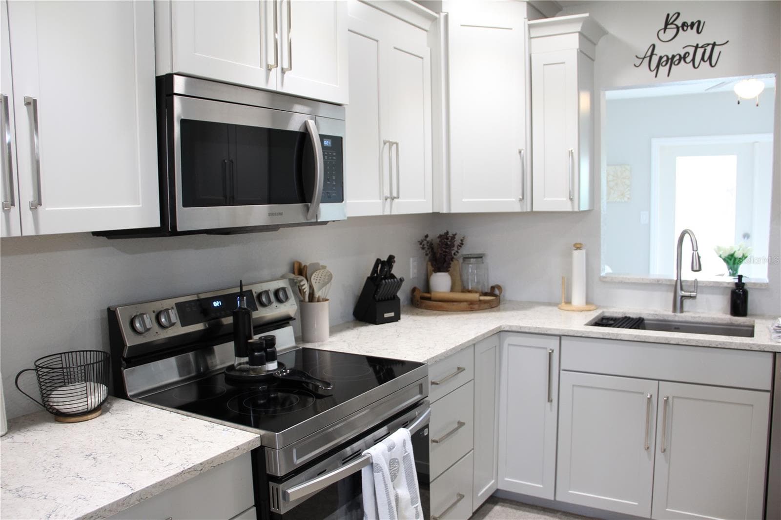 Single Family Residence at 2824 SHANNON DR, PUNTA GORDA, photo 14 of 80