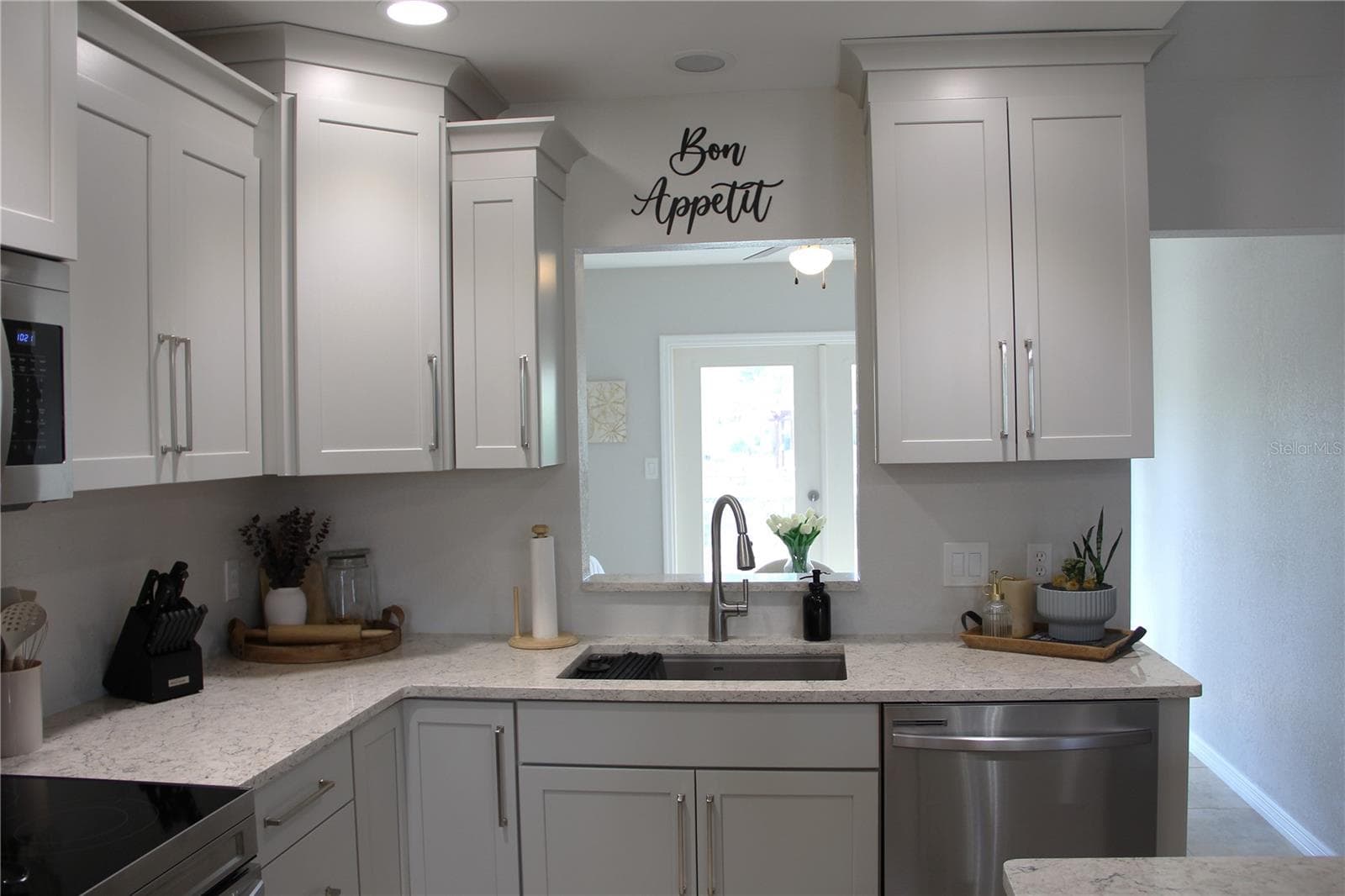 Single Family Residence at 2824 SHANNON DR, PUNTA GORDA, photo 16 of 80