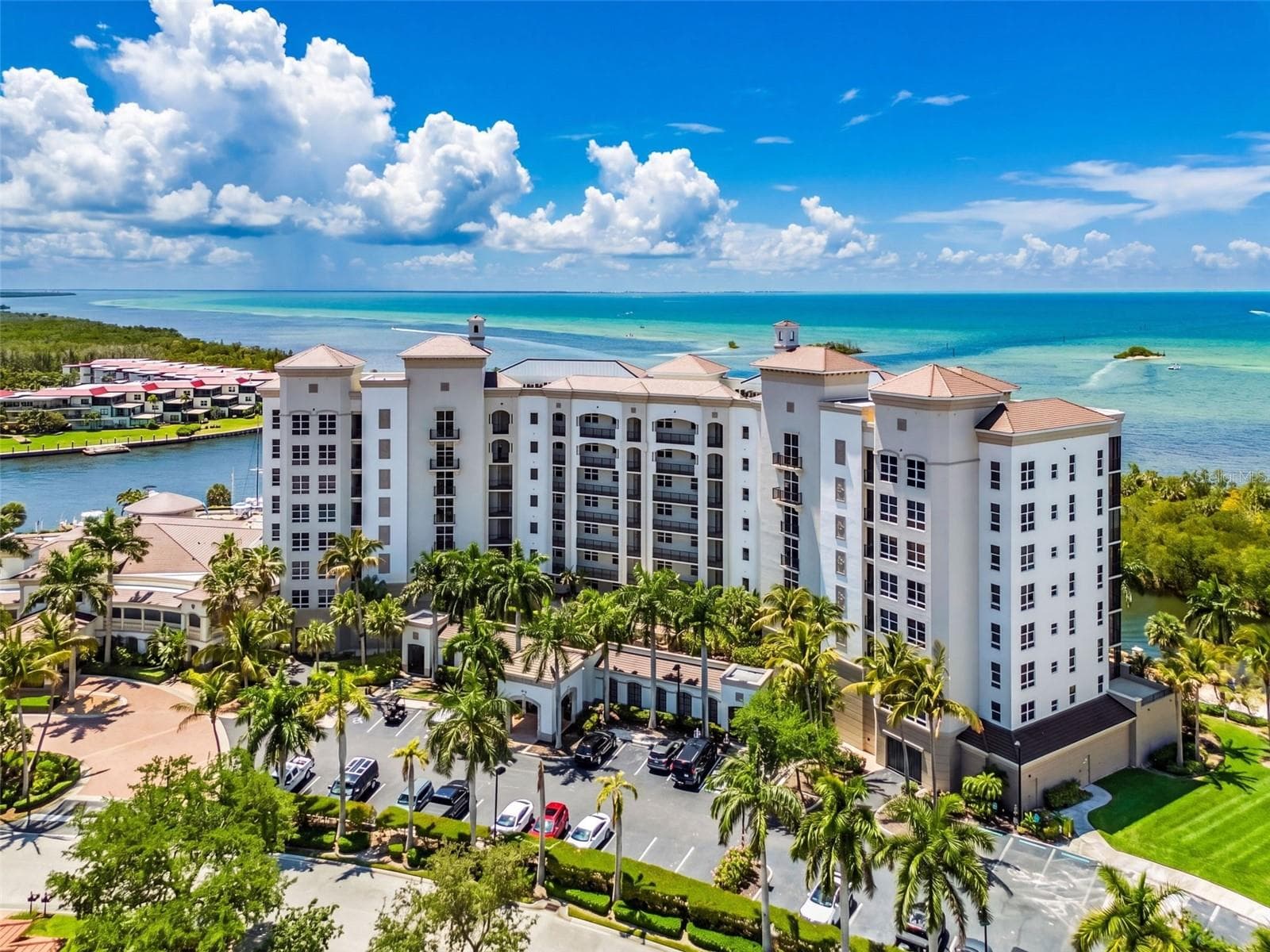 3321 SUNSET KEY CIR #508