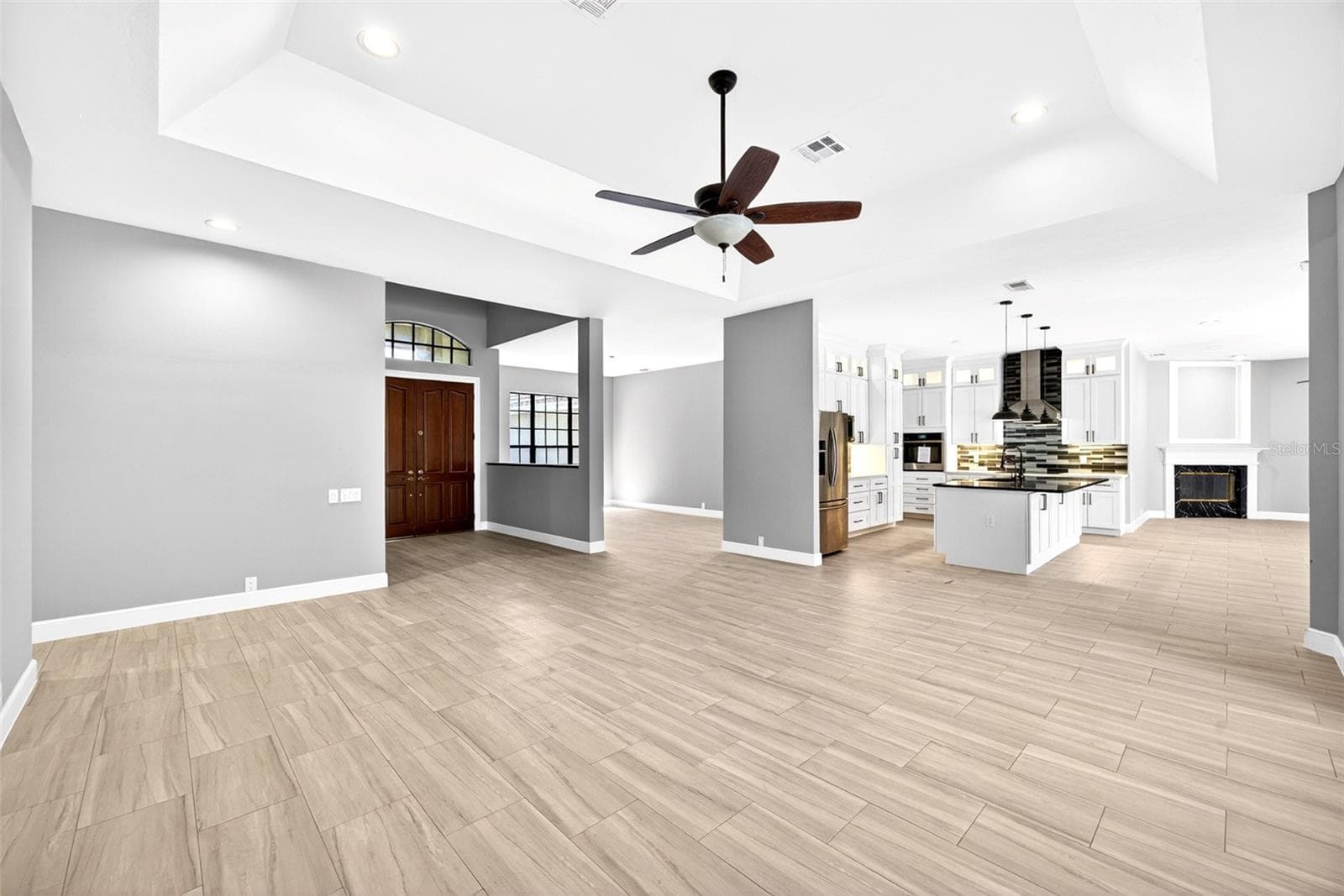 Single Family Residence at 7214 HENDRY CREEK DR, FORT MYERS, photo 6 of 56