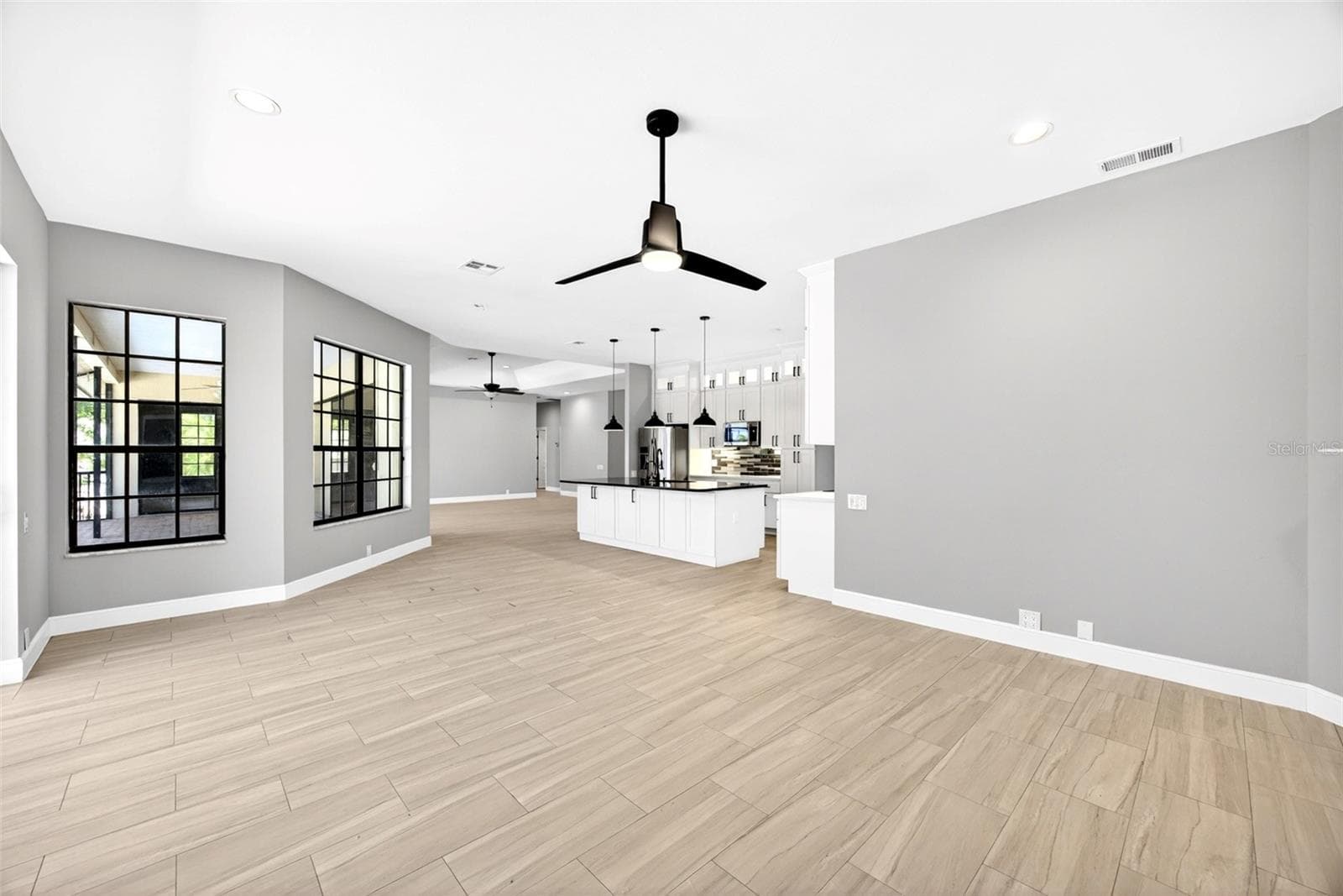 Single Family Residence at 7214 HENDRY CREEK DR, FORT MYERS, photo 19 of 56