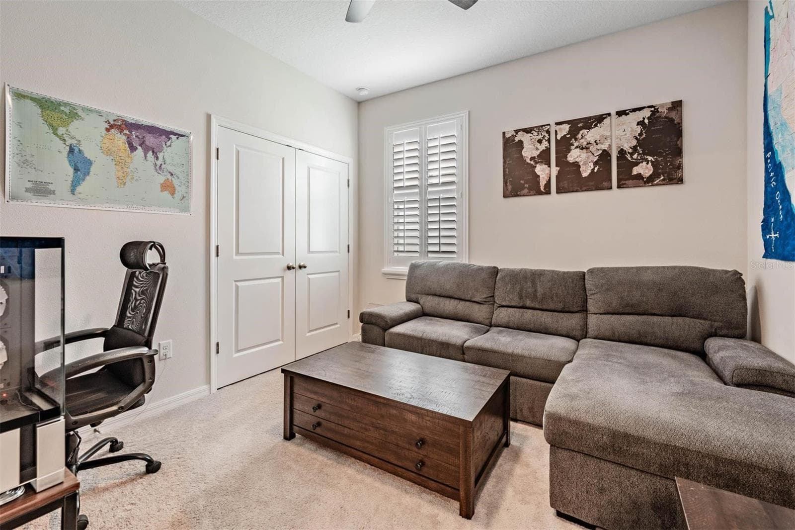 Bedroom #3 currently used as bonus/office area - 6862 BROAD RIVER AVE, LAND O LAKES
