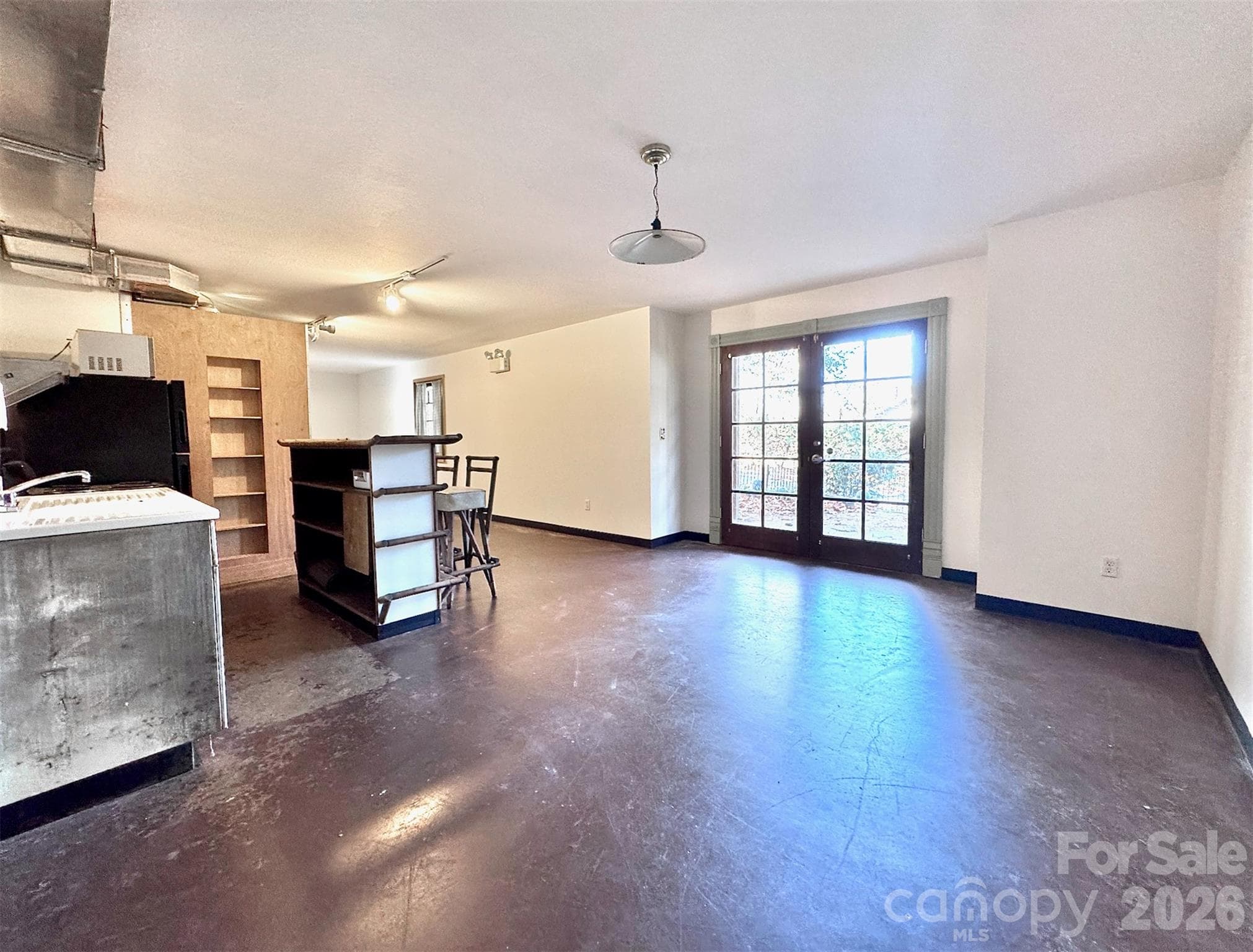 1st floor living area/retail - 297 Hillside Street, Asheville
