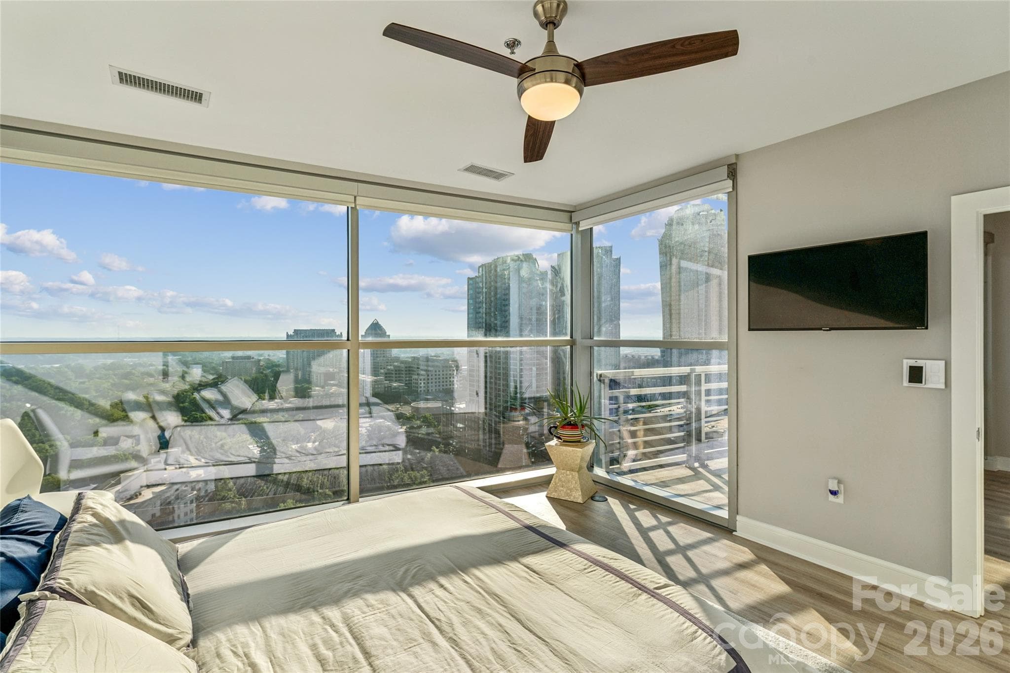 Condominium at 333 W Trade Street, Charlotte, photo 17 of 43
