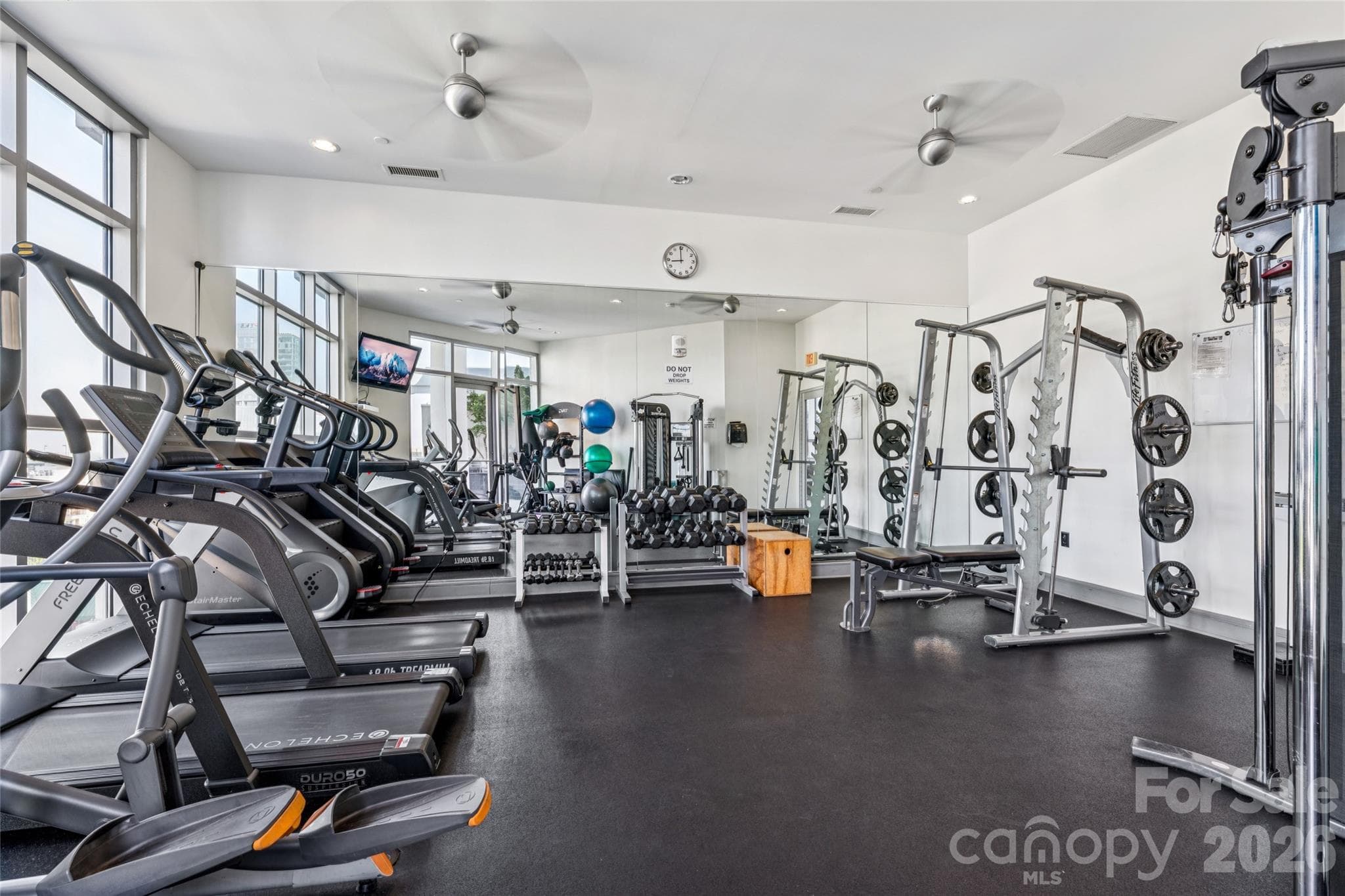Condominium at 333 W Trade Street, Charlotte, photo 31 of 43