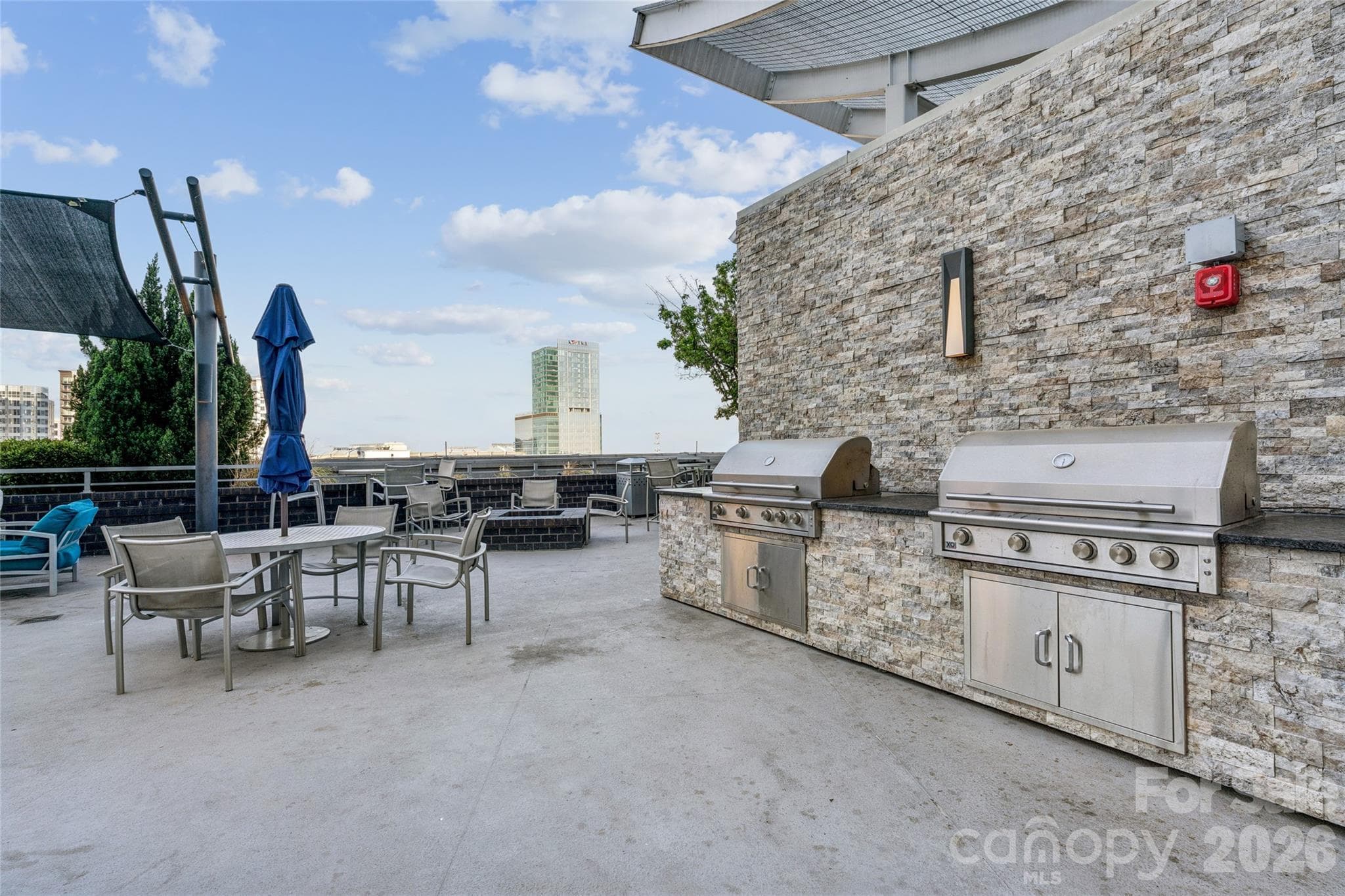 Condominium at 333 W Trade Street, Charlotte, photo 32 of 43