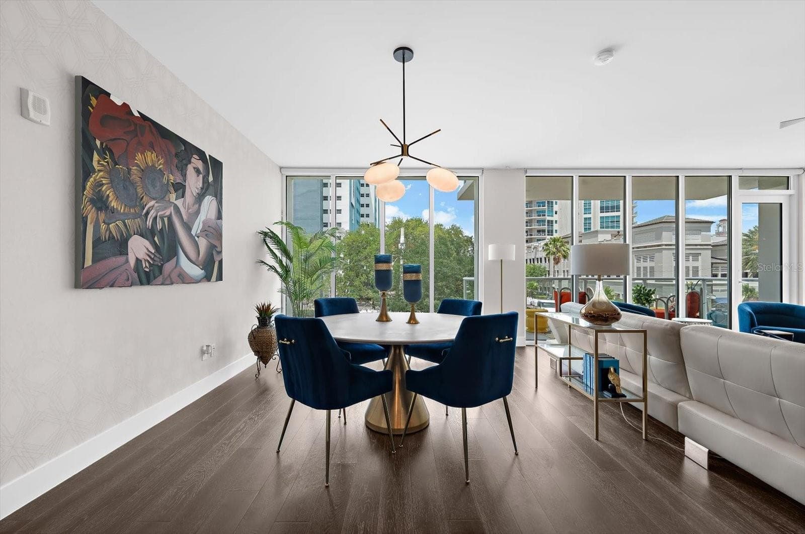Living Room Area with Balcony - 176 4TH AVE NE #201, ST PETERSBURG