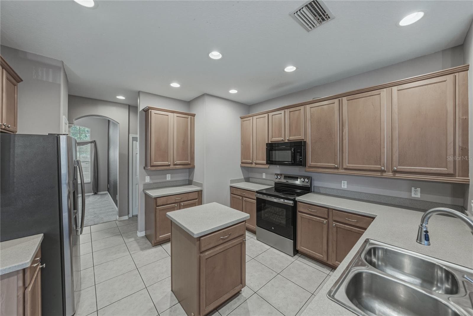 Single Family Residence at 1603 GRAND HERITAGE BLVD, VALRICO, photo 25 of 57