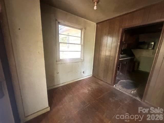 Single Family Residence at Kings Mountain, photo 3 of 16