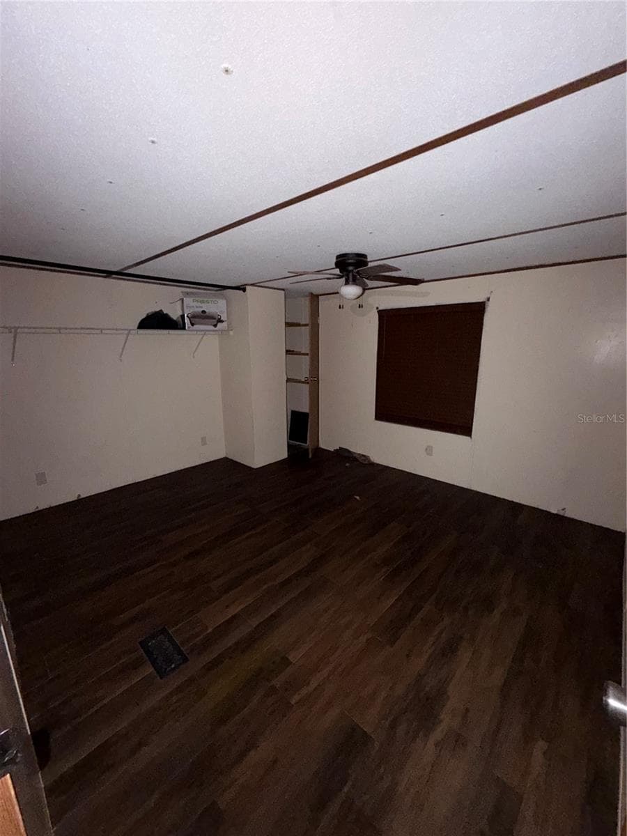 Manufactured Home at 1059 NE SUGAR BABE RD, ARCADIA, photo 11 of 19